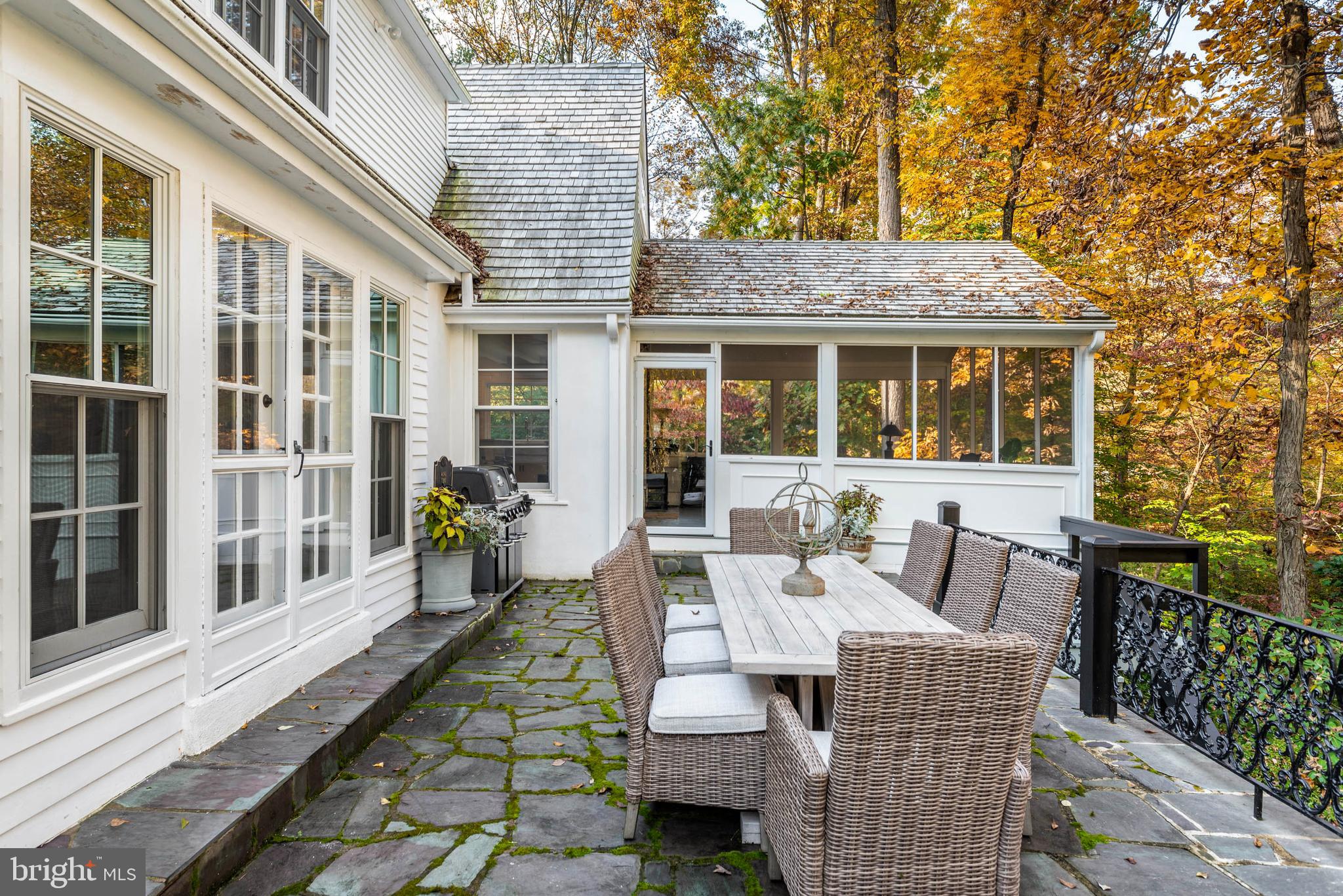 RADNOR HUNT - Residential