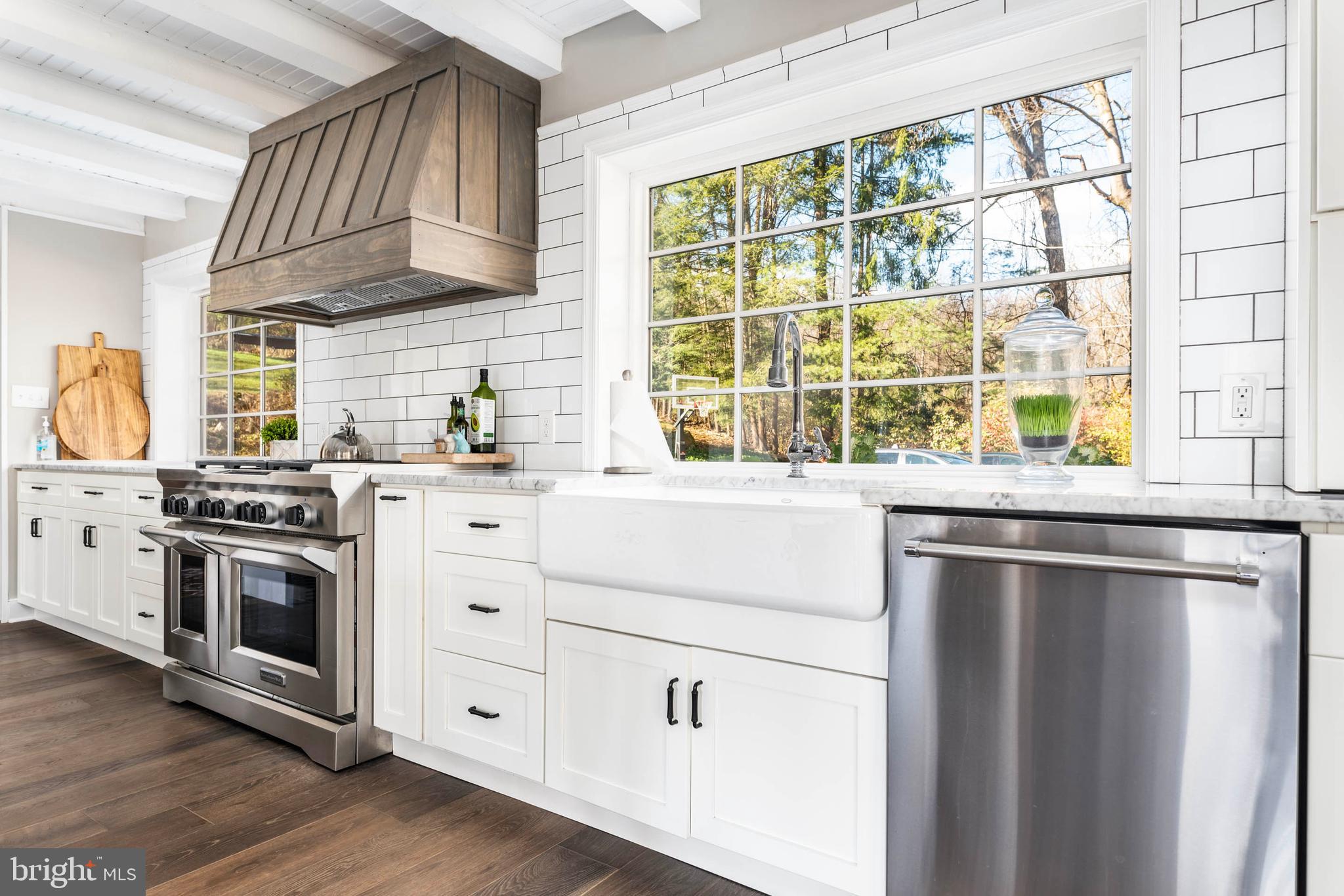 RADNOR HUNT - Residential