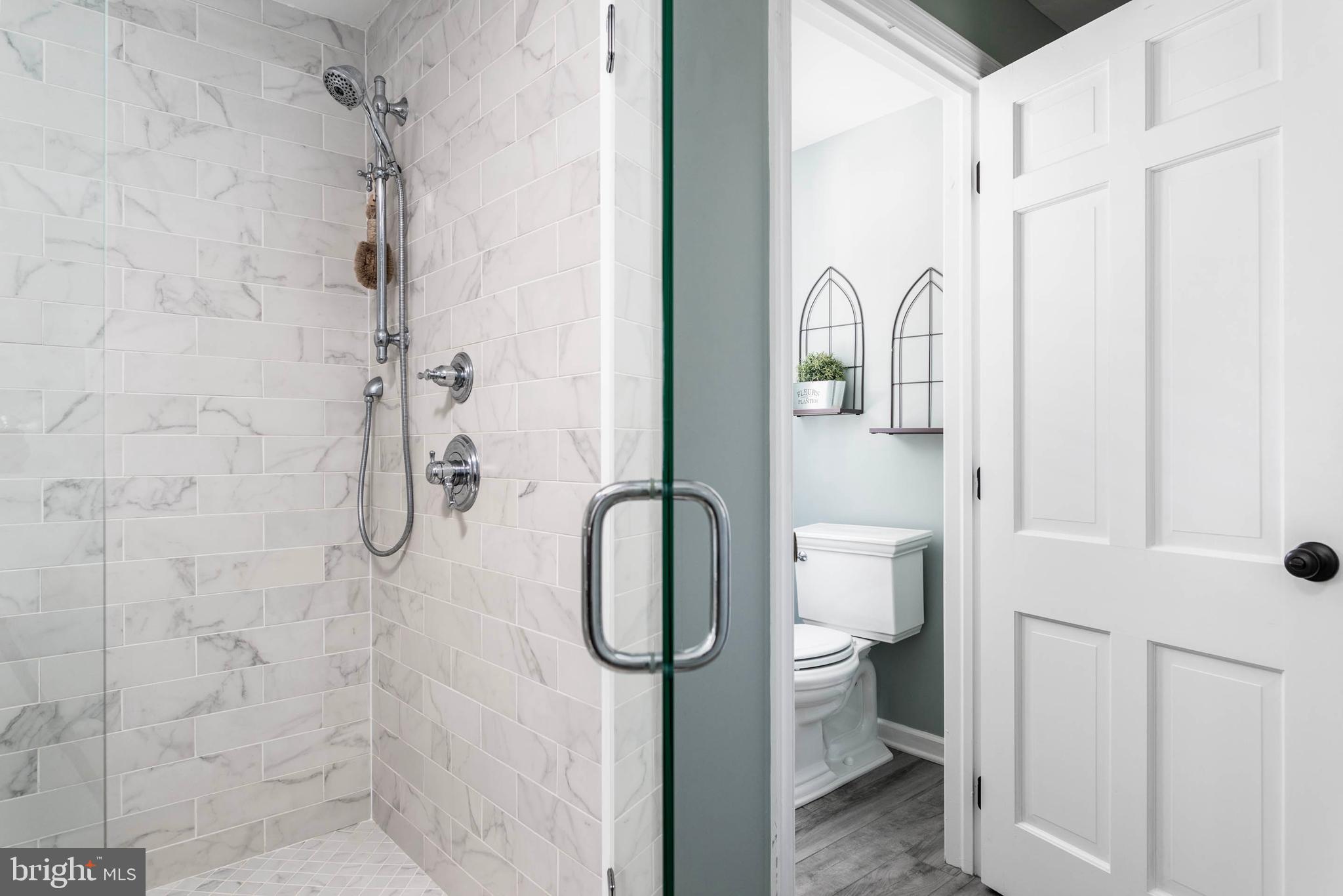 RADNOR HUNT - Residential