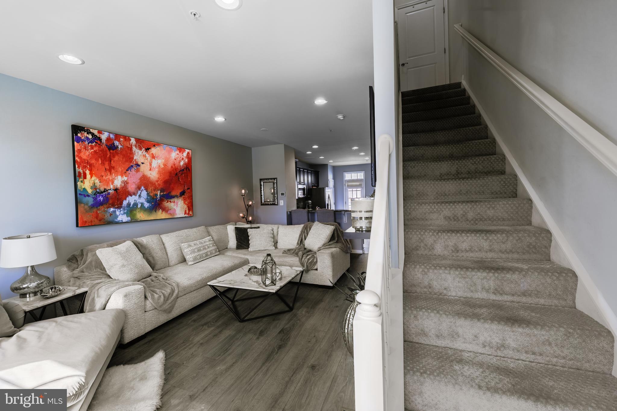 O'DONNELL SQUARE - Residential