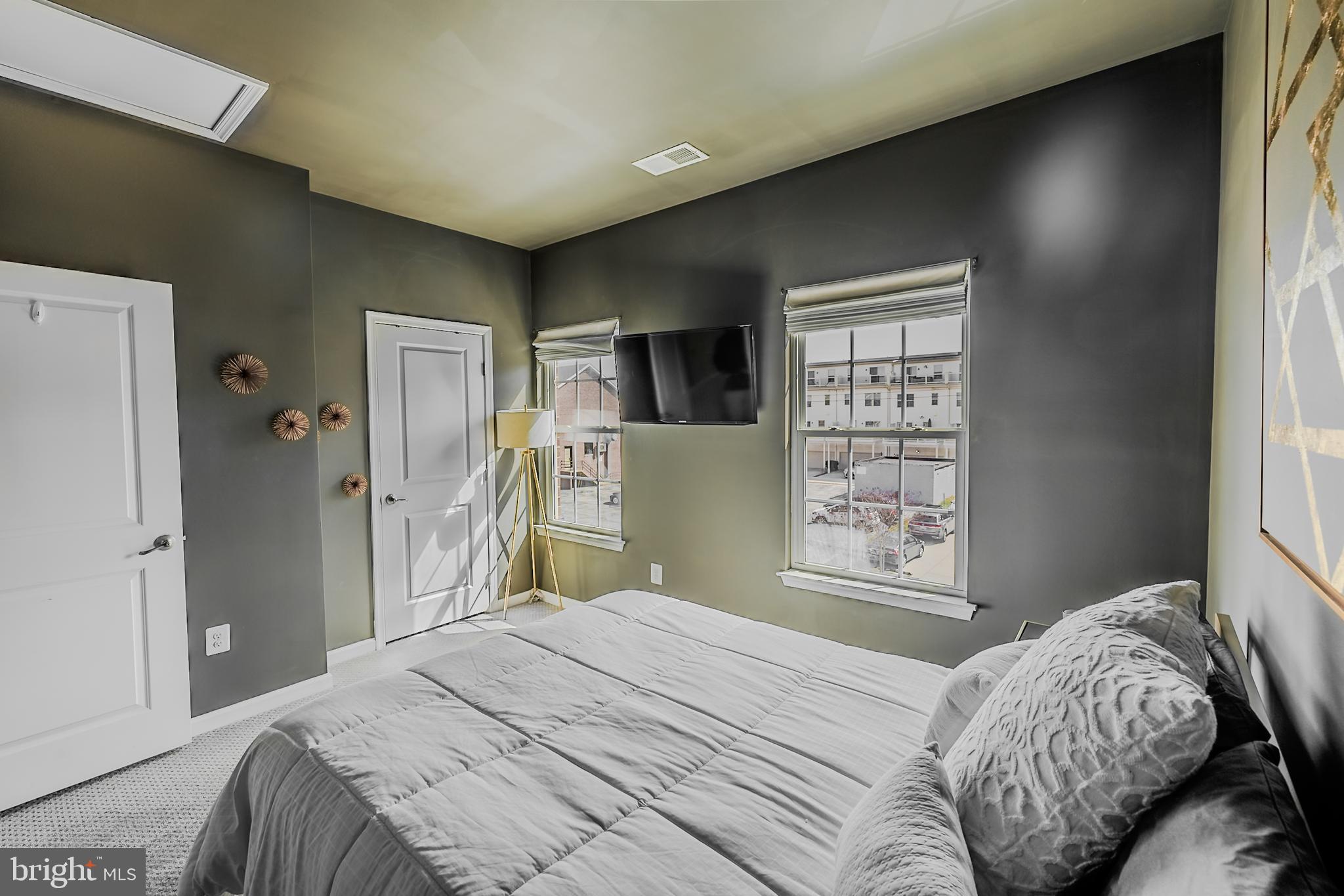 O'DONNELL SQUARE - Residential