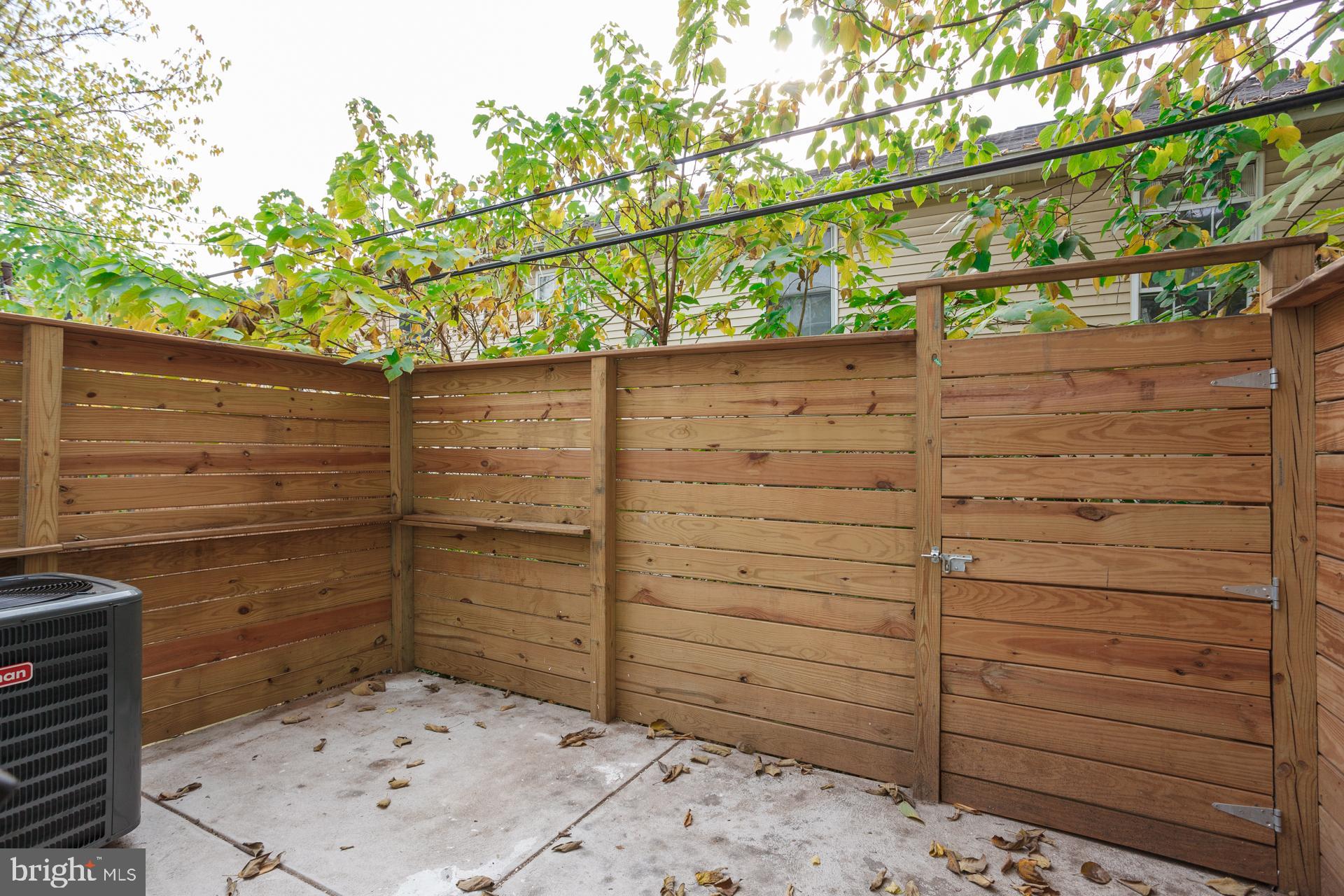 GRAYS FERRY - Residential Lease