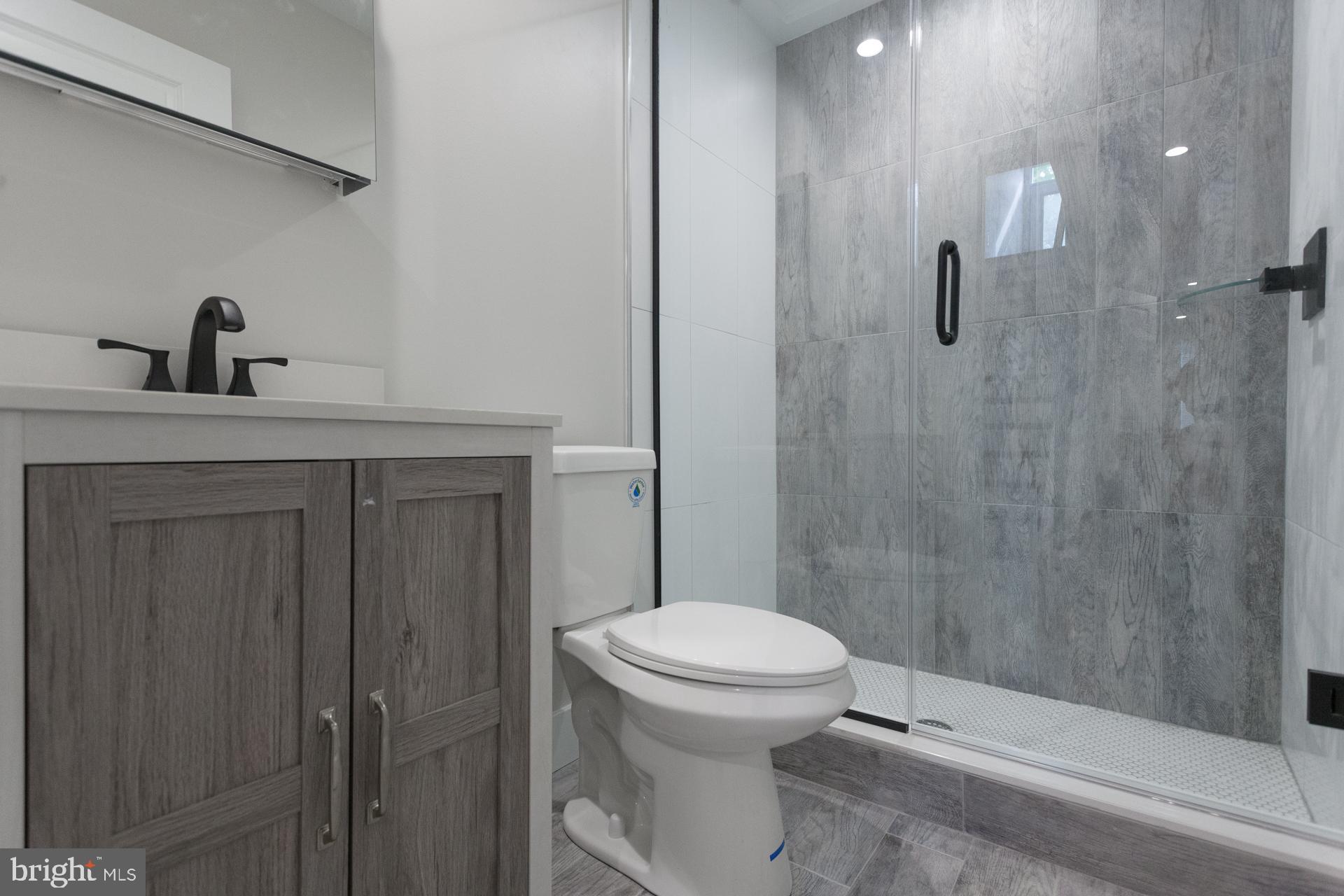 GRAYS FERRY - Residential Lease