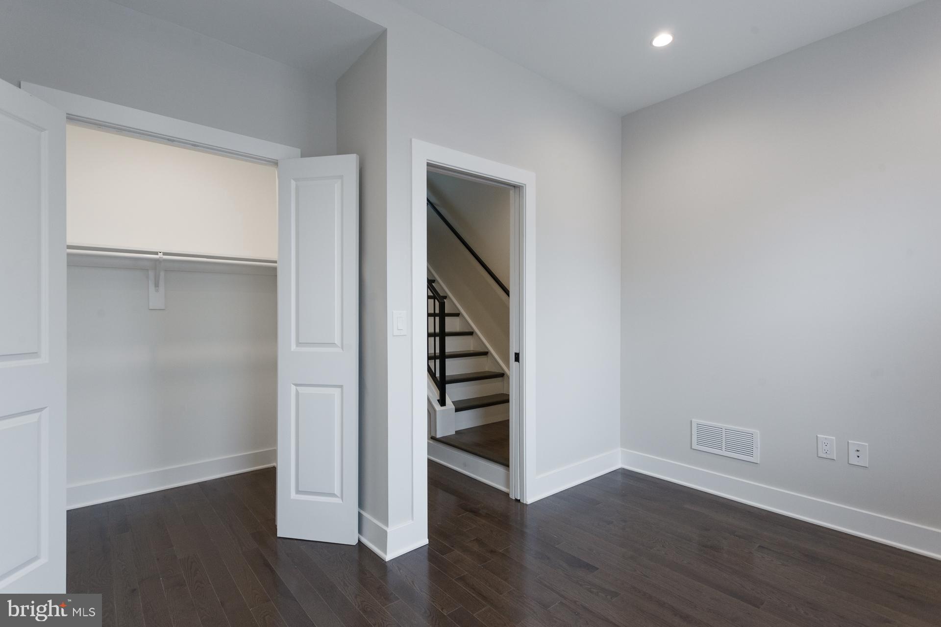 GRAYS FERRY - Residential Lease