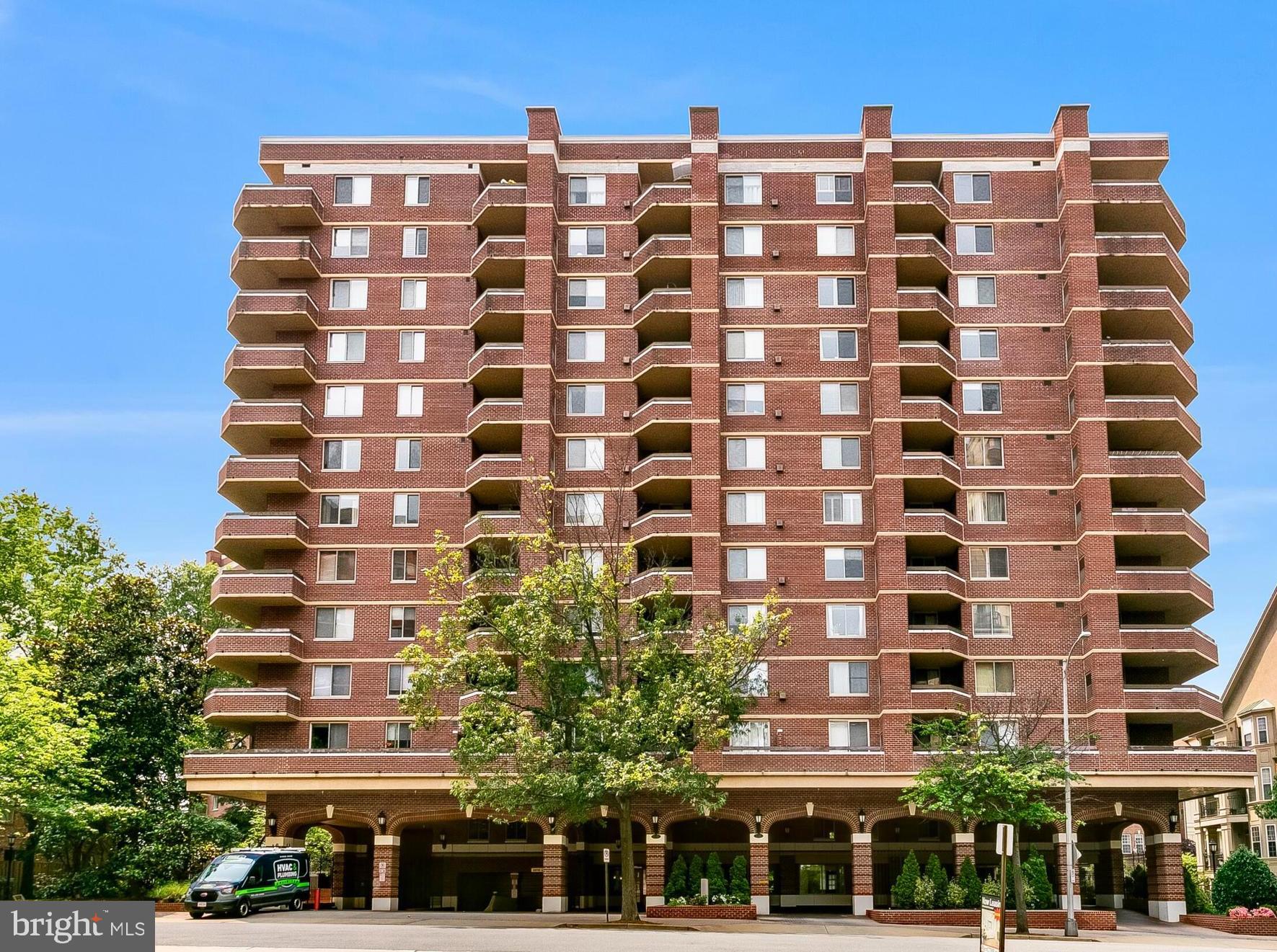 1276 N WAYNE STREET 300