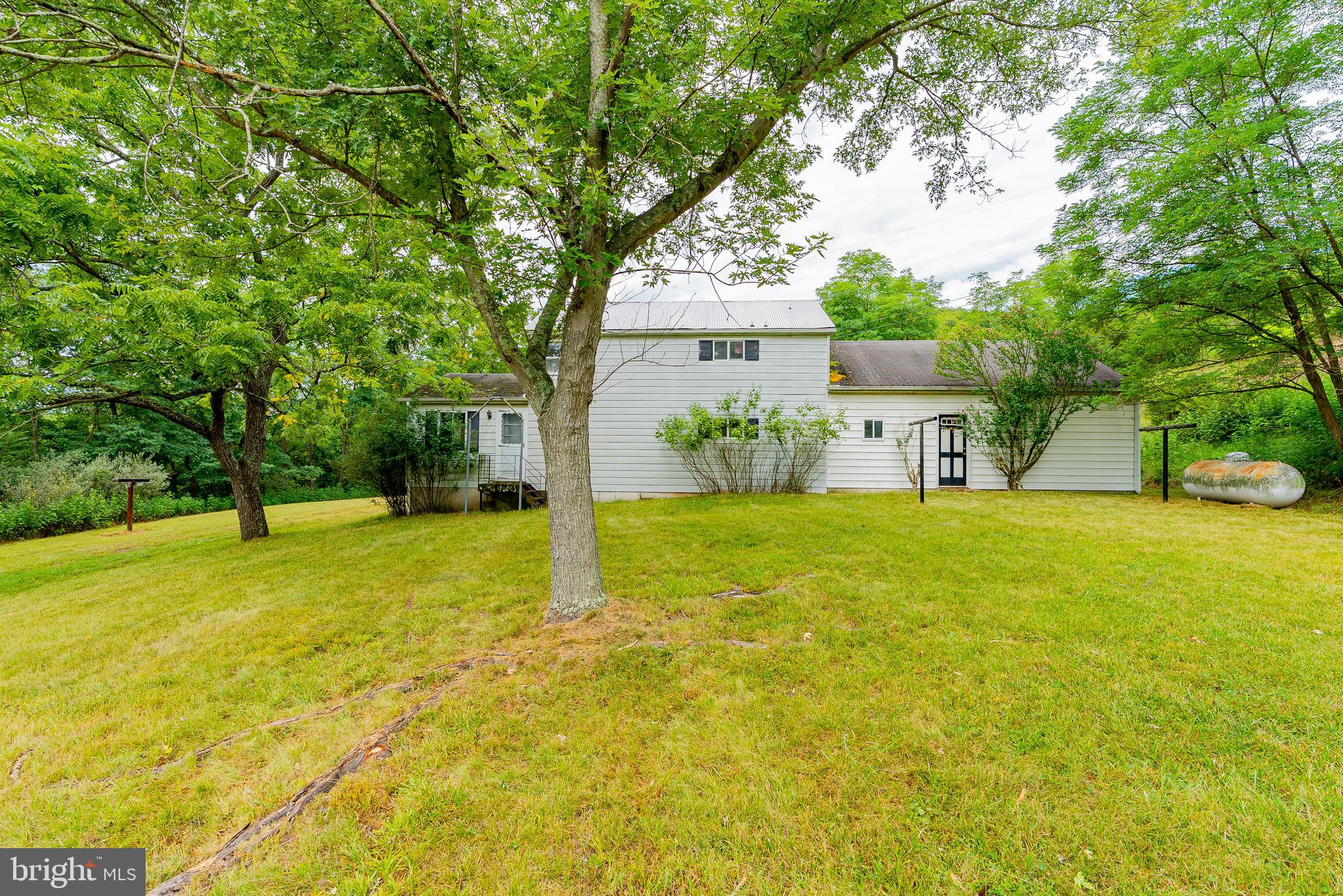 476 SCHRADER LANE