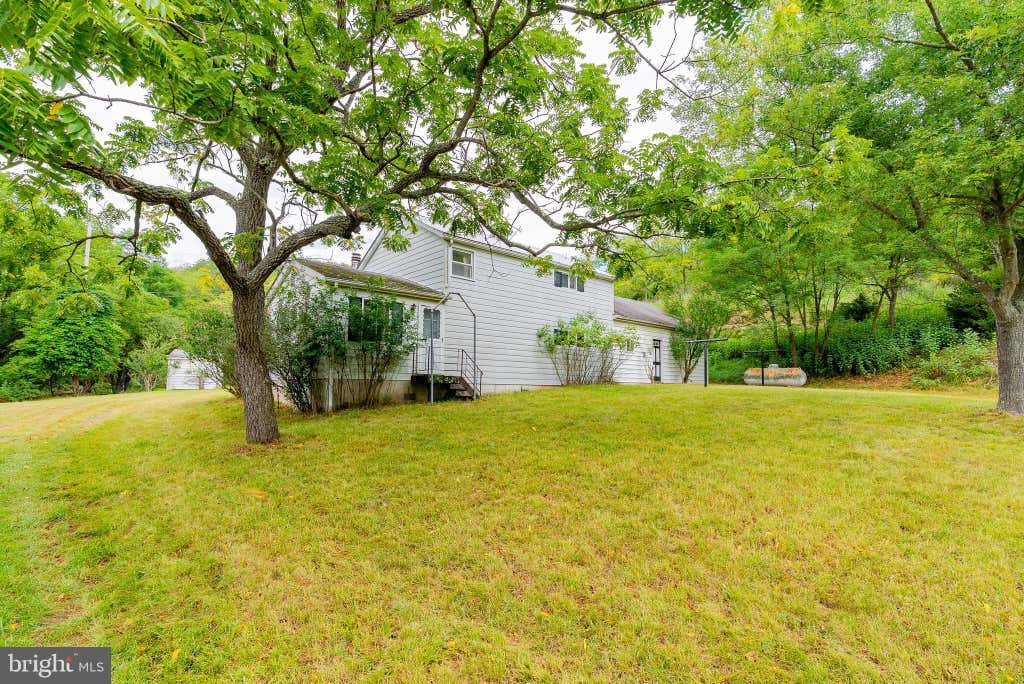 Photo of 476 Schrader Lane, PETERSBURG, WV 26847 (MLS # WVGT2001532)
