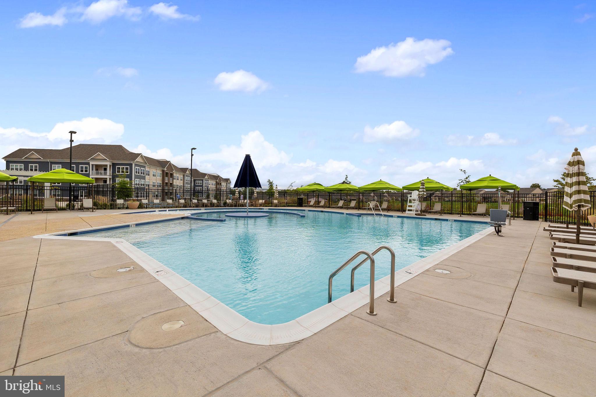 MONTEBELLO - Residential