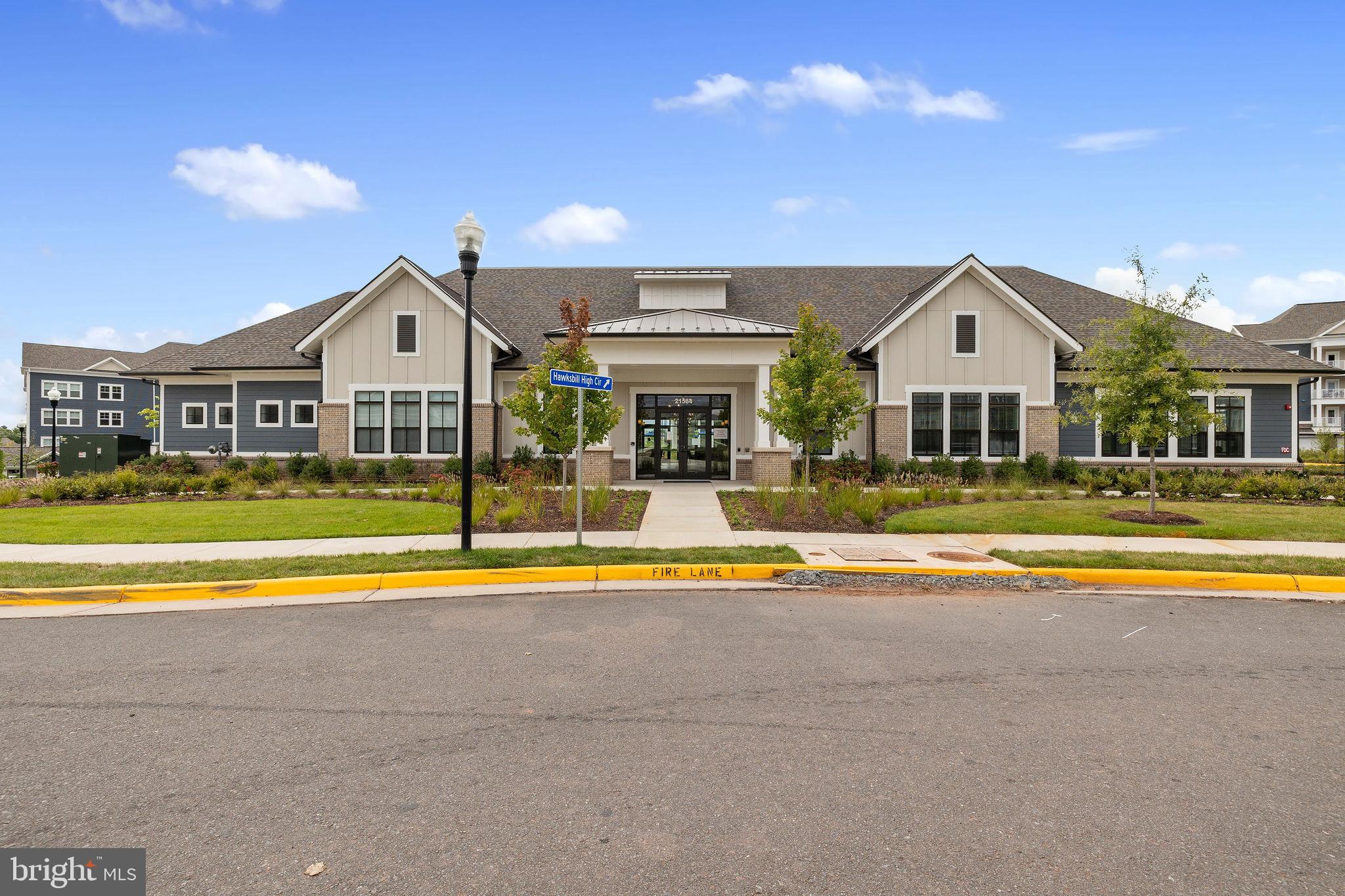 MONTEBELLO - Residential