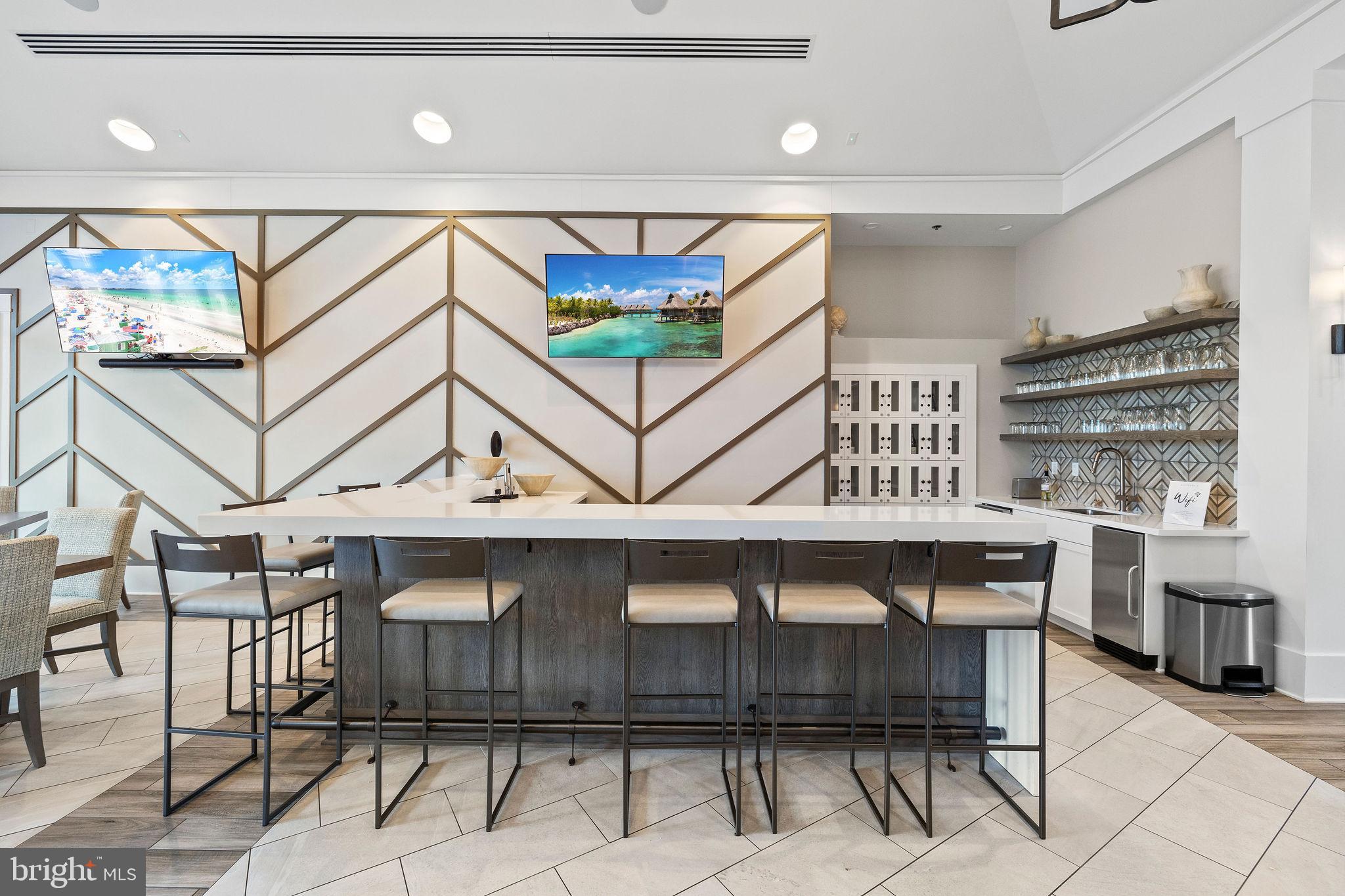 MONTEBELLO - Residential