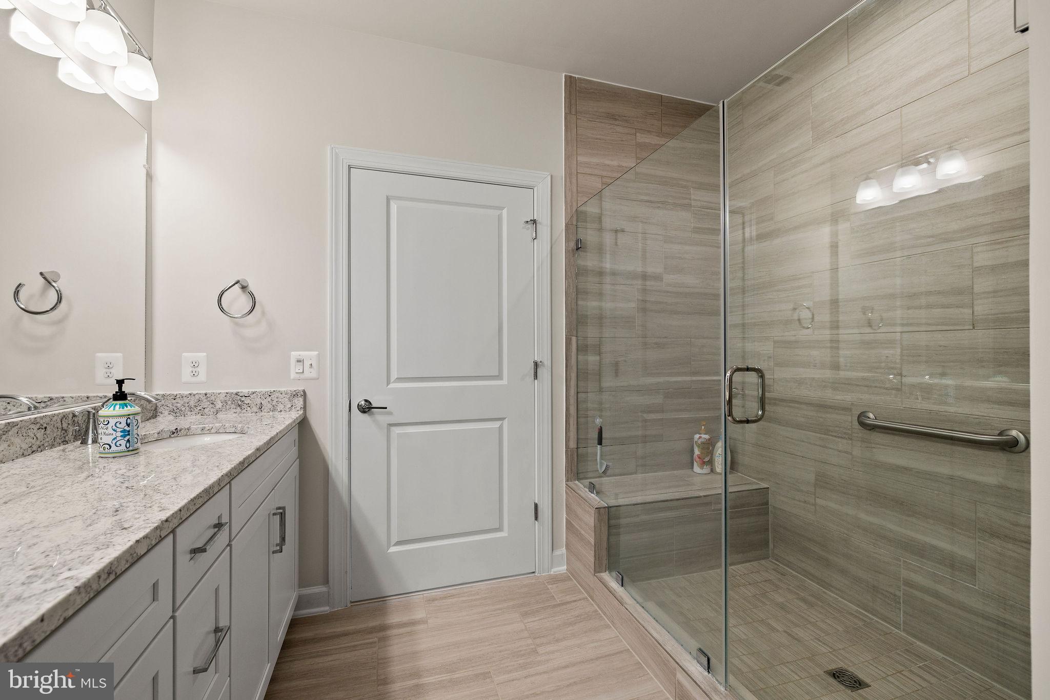 MONTEBELLO - Residential