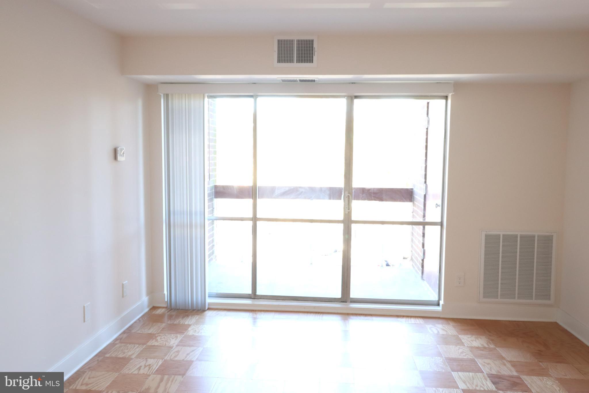 WILDE LAKE - Residential Lease