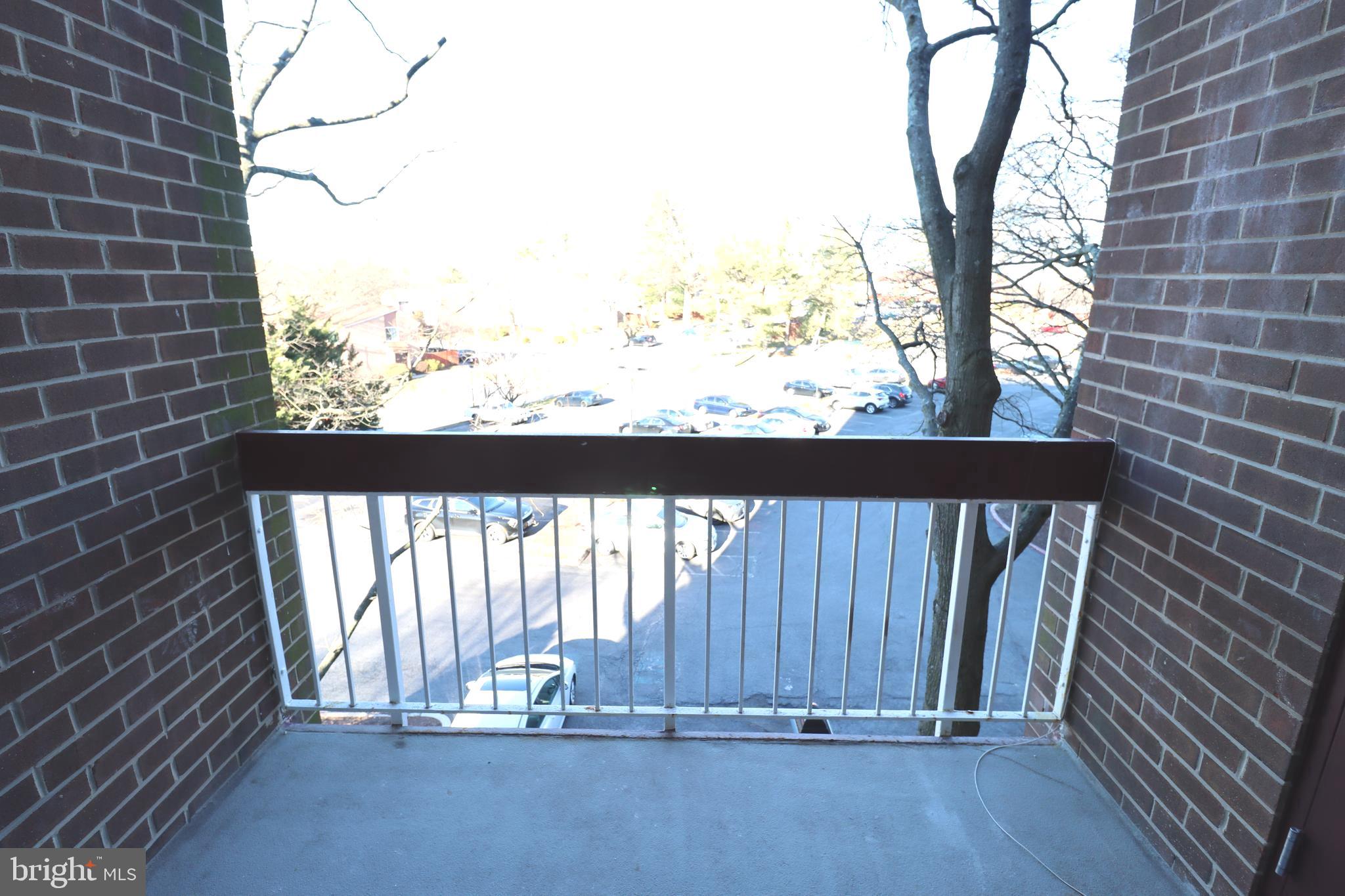 WILDE LAKE - Residential Lease