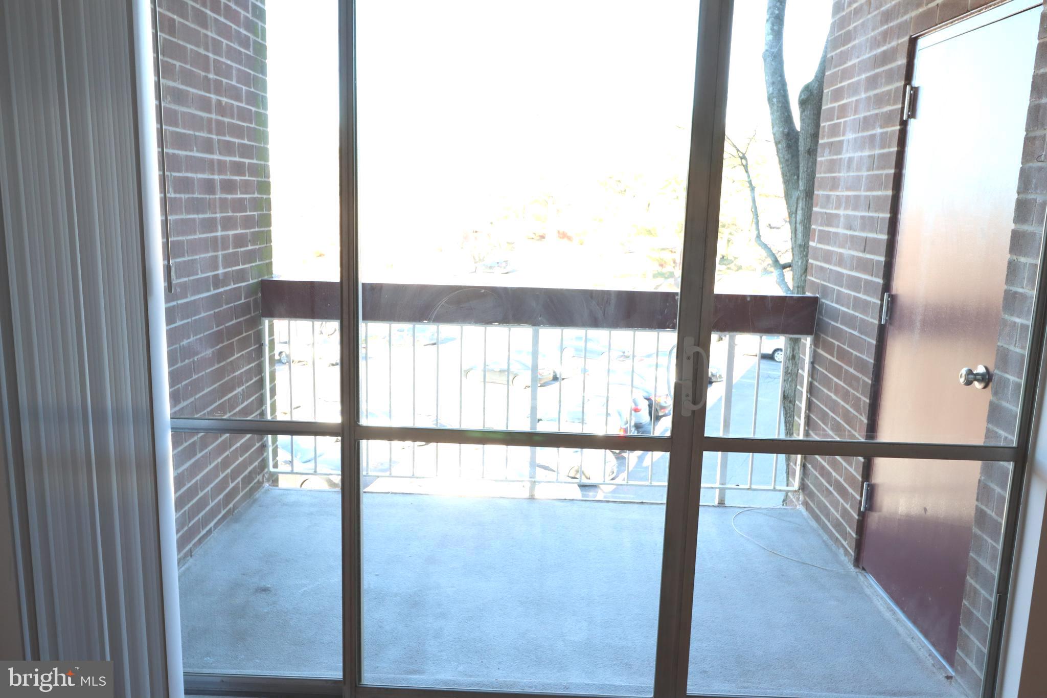 WILDE LAKE - Residential Lease