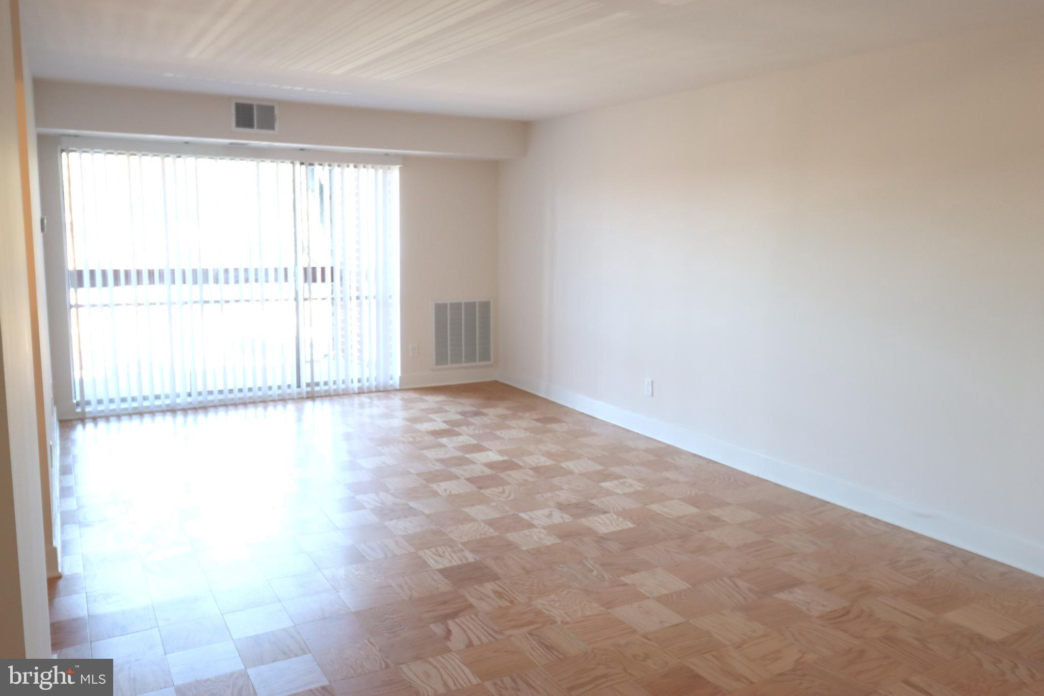 WILDE LAKE - Residential Lease