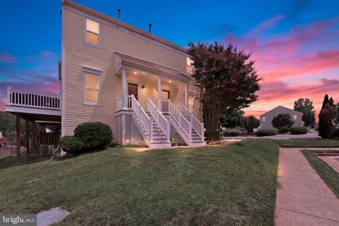 Photo of 4968 Marshlake Lane, DUMFRIES, VA 22025 (MLS # VAPW2126744)
