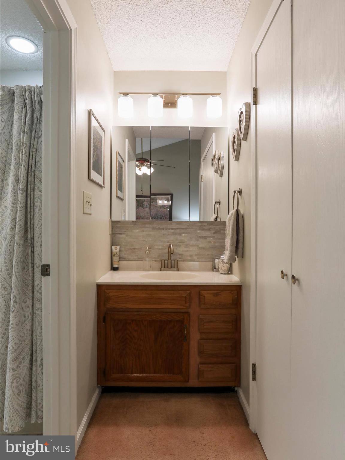 THE WOODS - Residential