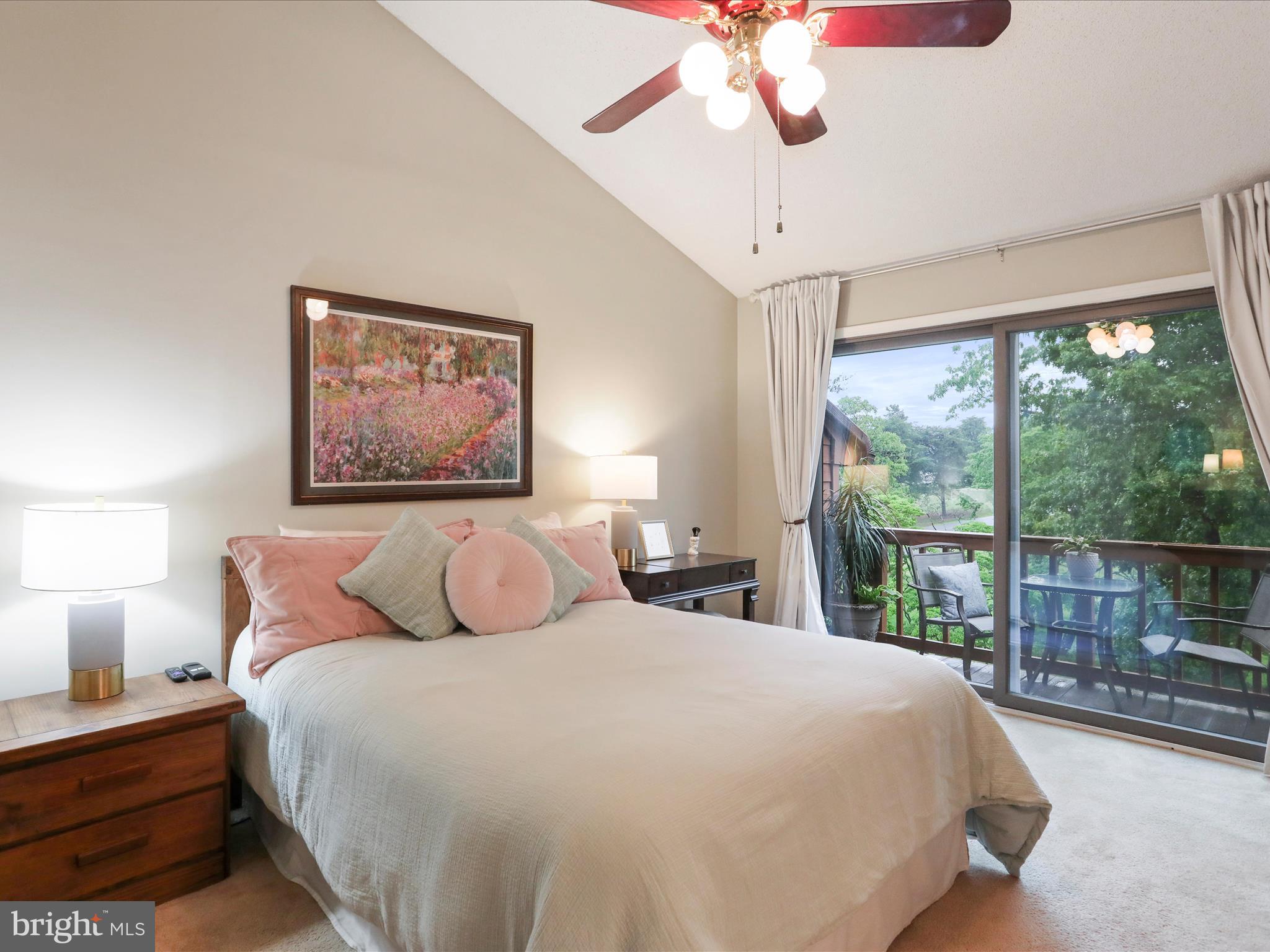 THE WOODS - Residential