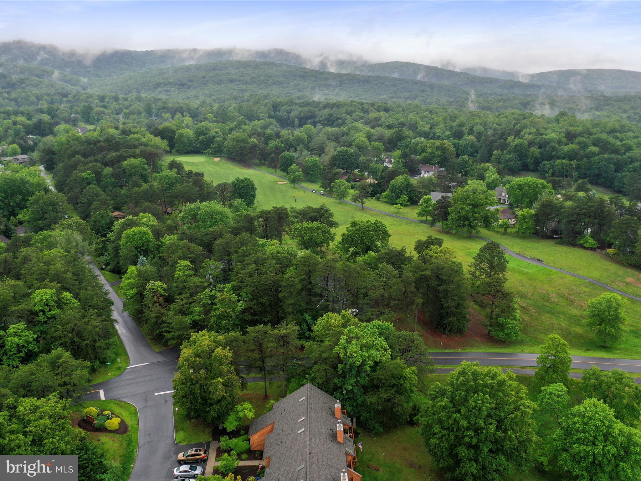 THE WOODS - Residential