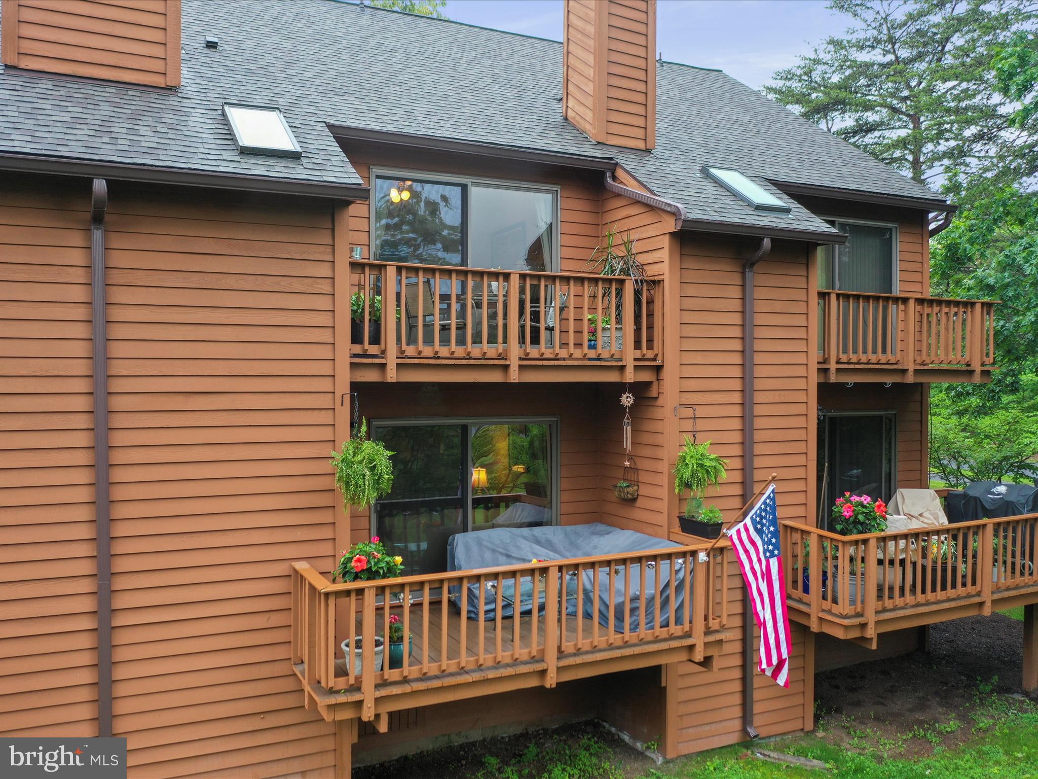 THE WOODS - Residential