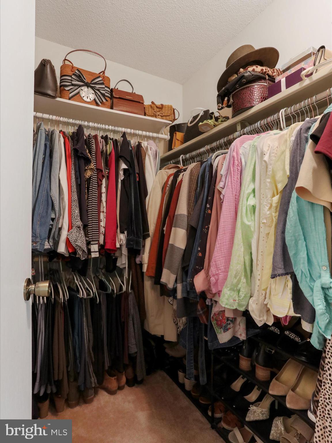 THE WOODS - Residential