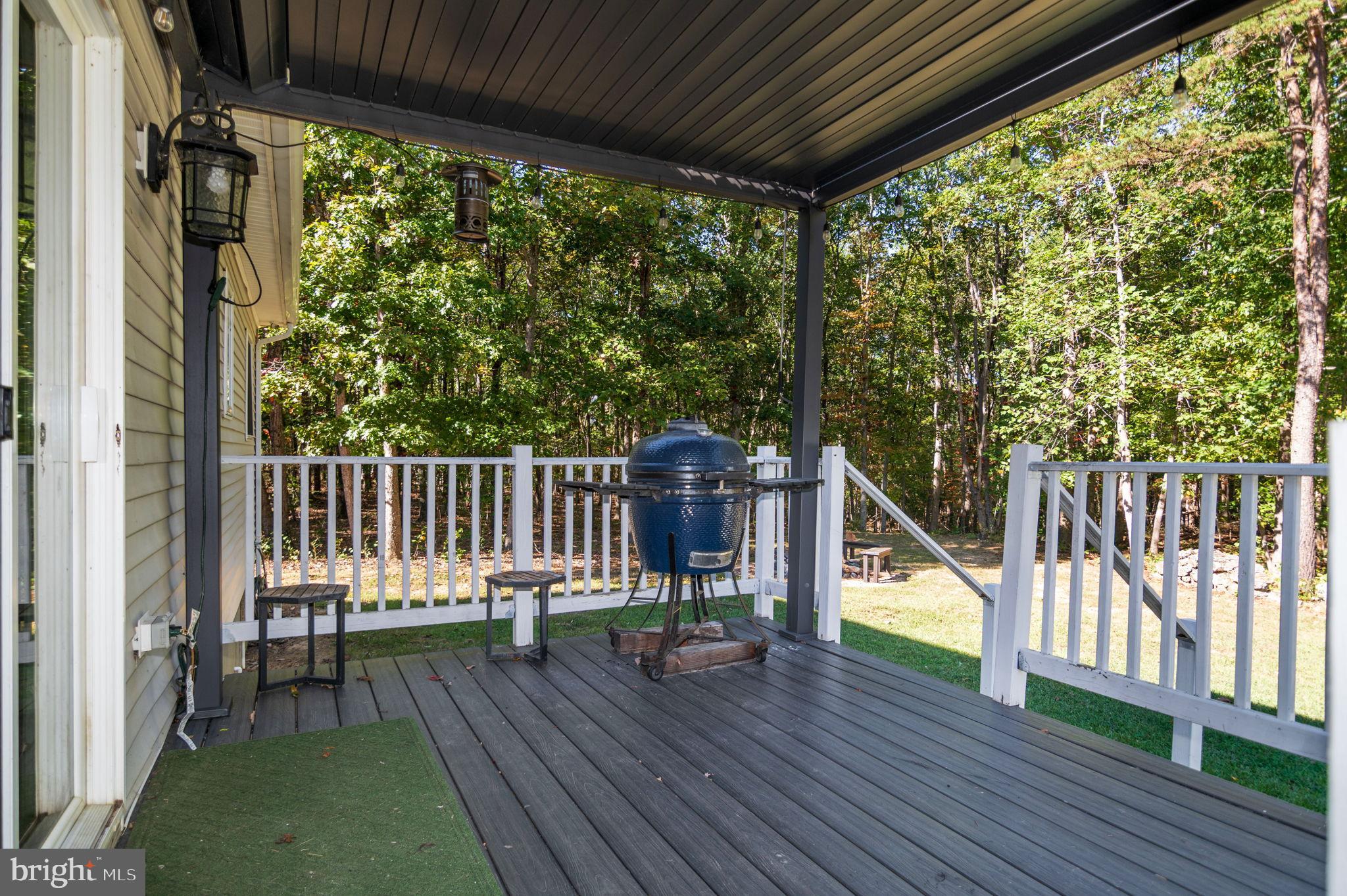 LAUREL ACRES - Residential