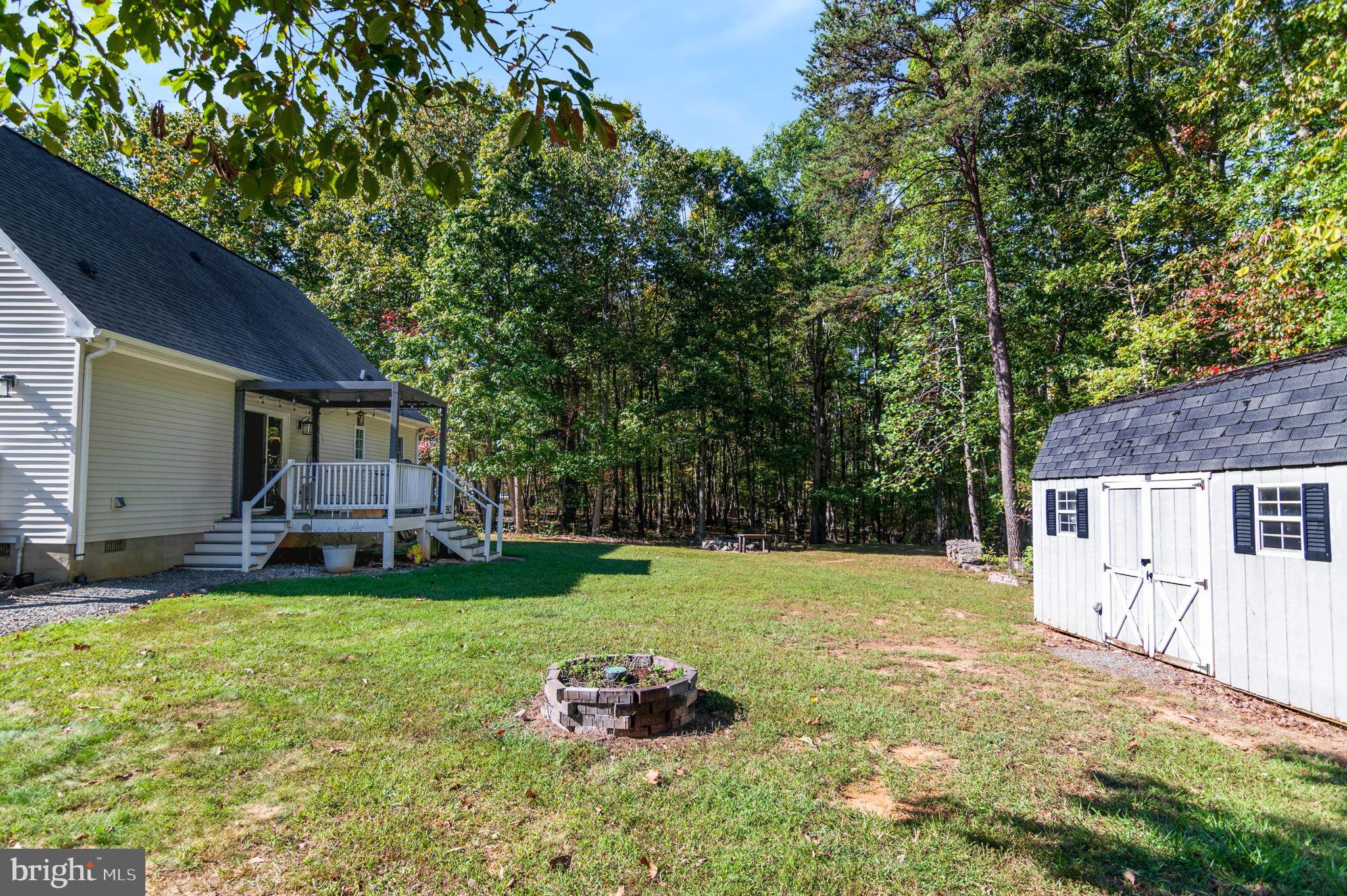 LAUREL ACRES - Residential