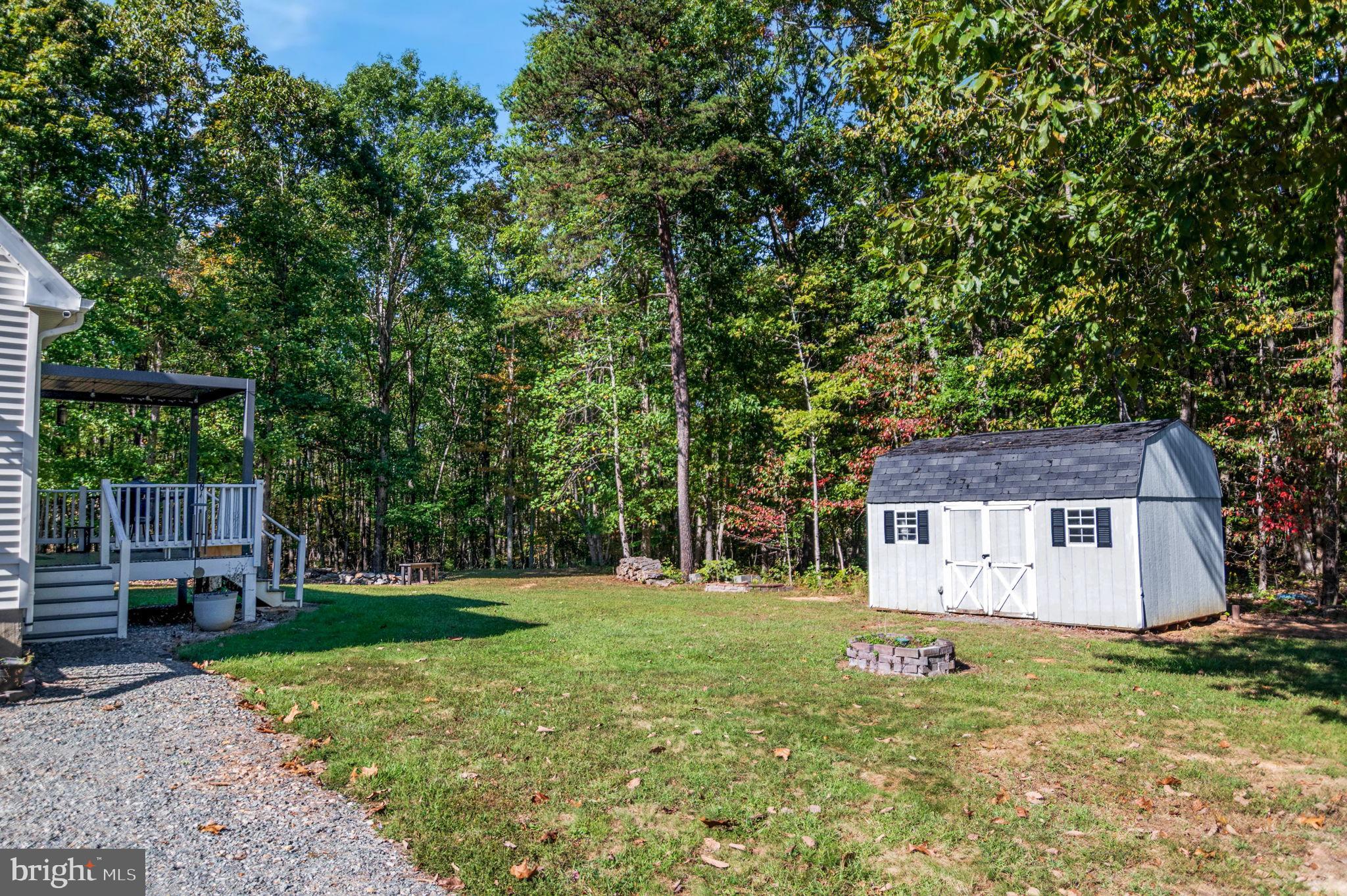 LAUREL ACRES - Residential