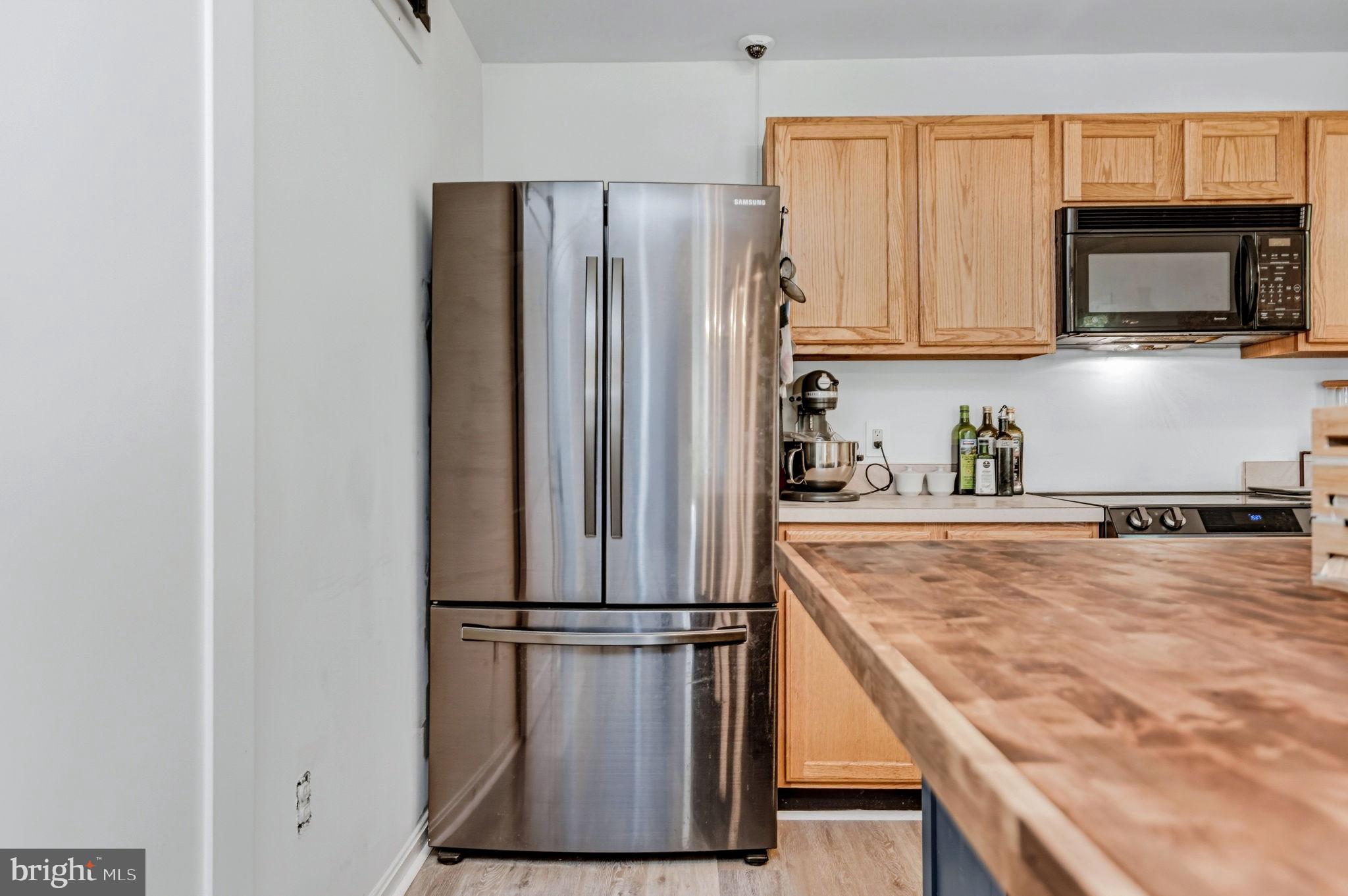 LAUREL ACRES - Residential