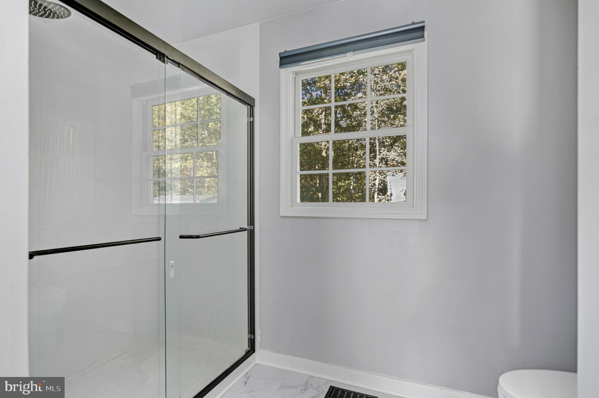 LAUREL ACRES - Residential