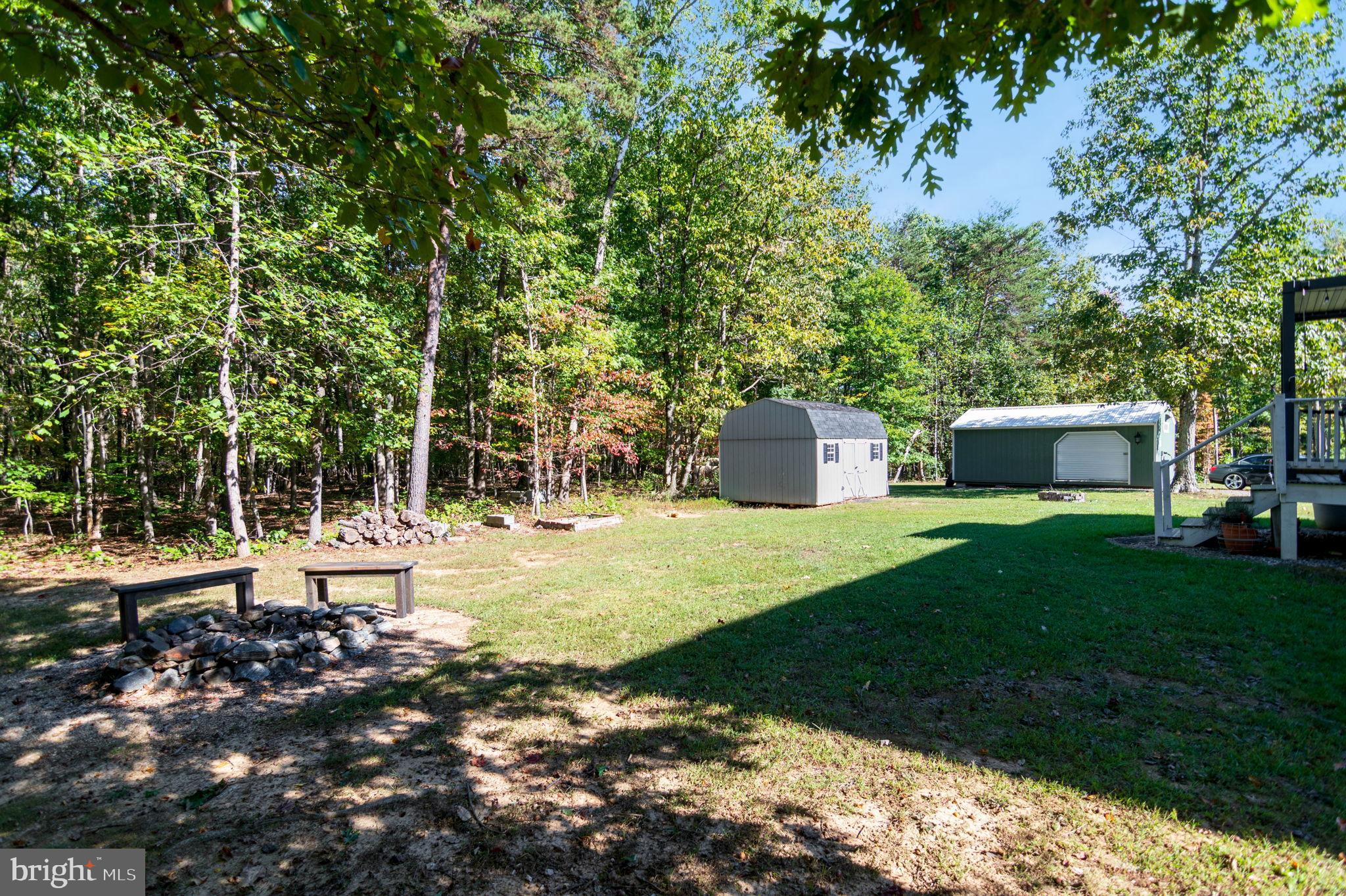 LAUREL ACRES - Residential