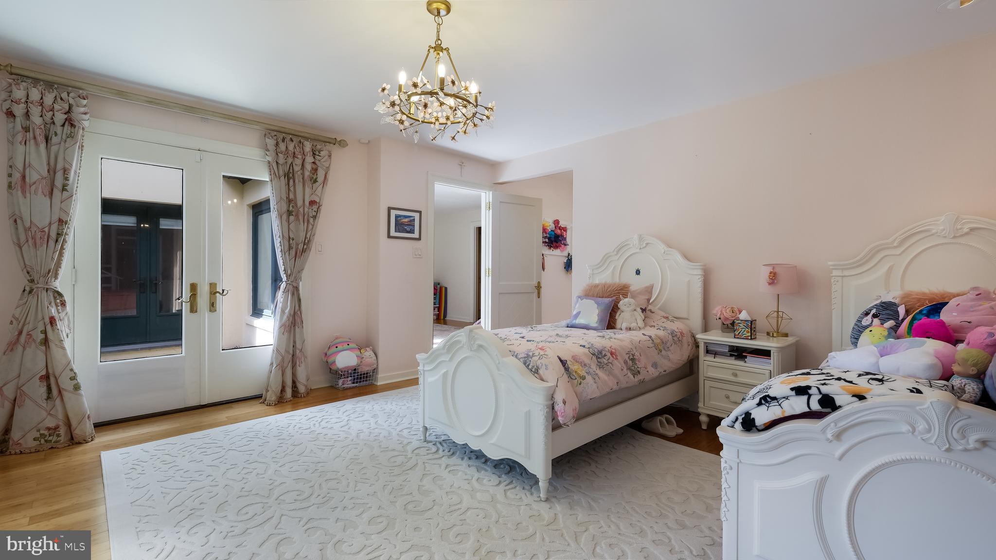 SPRINGHOUSE - Residential