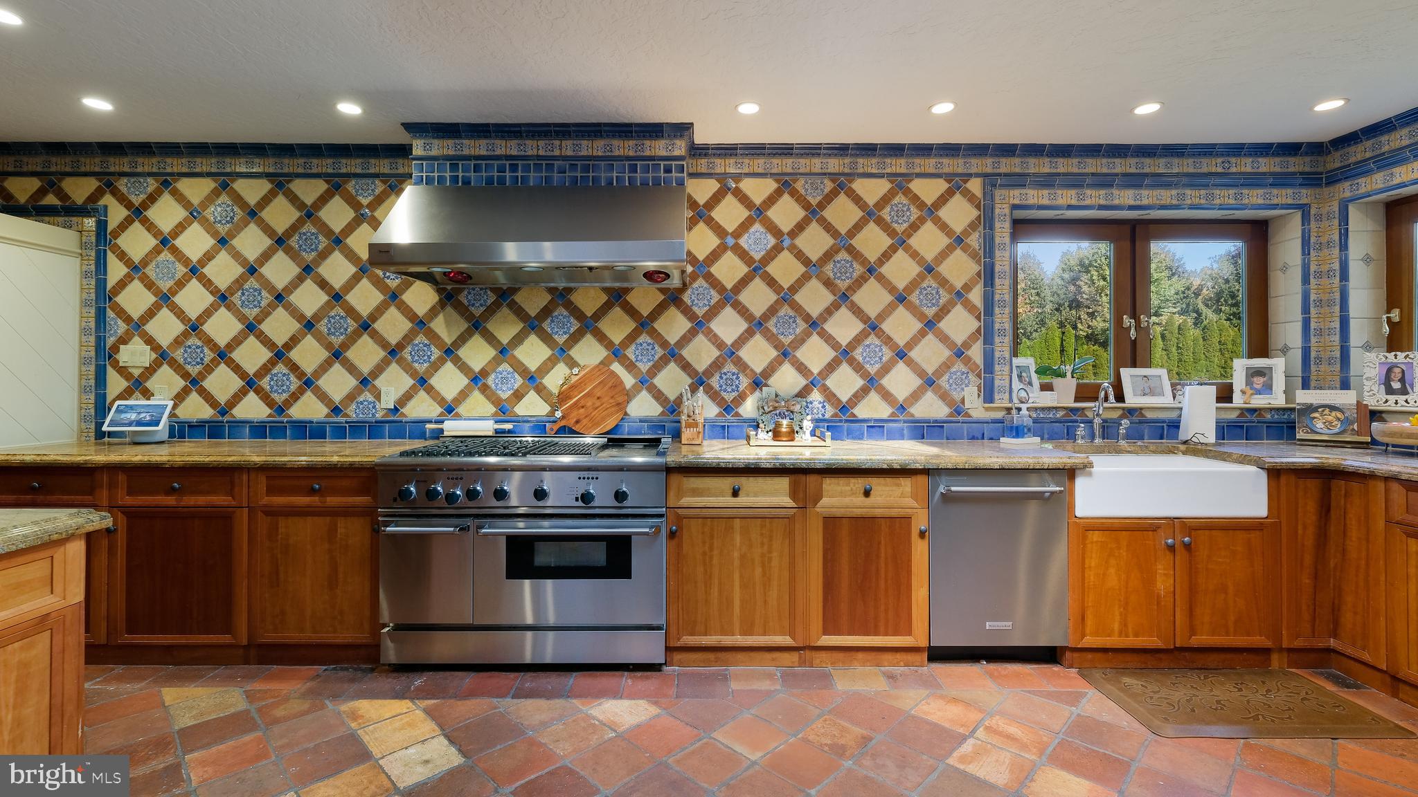 SPRINGHOUSE - Residential