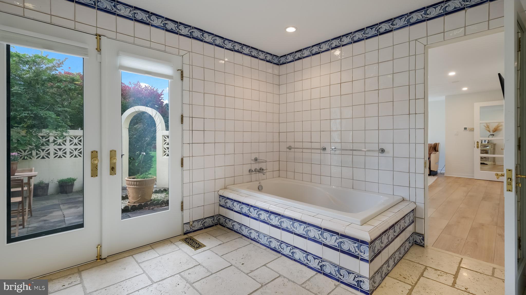 SPRINGHOUSE - Residential