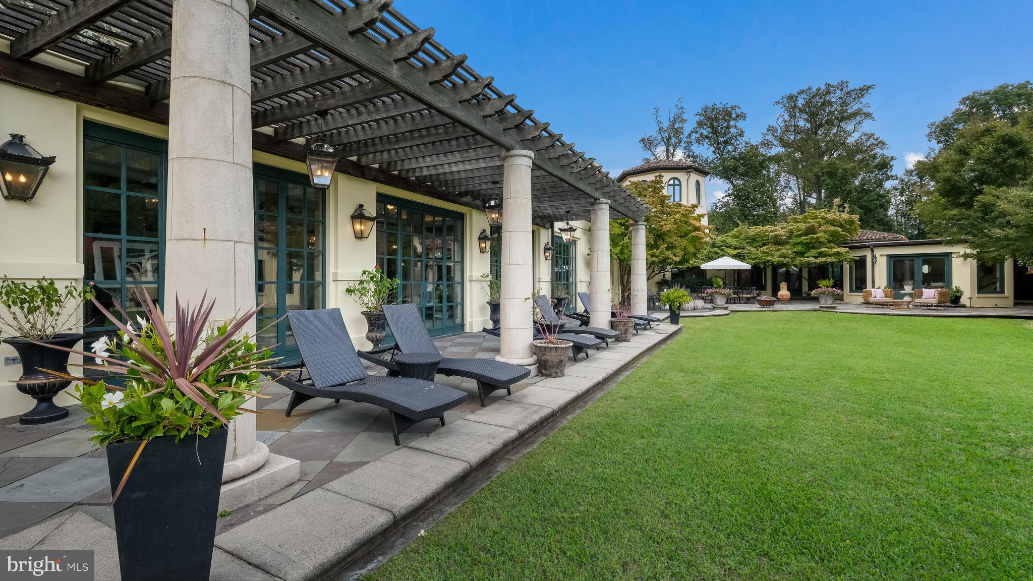 SPRINGHOUSE - Residential