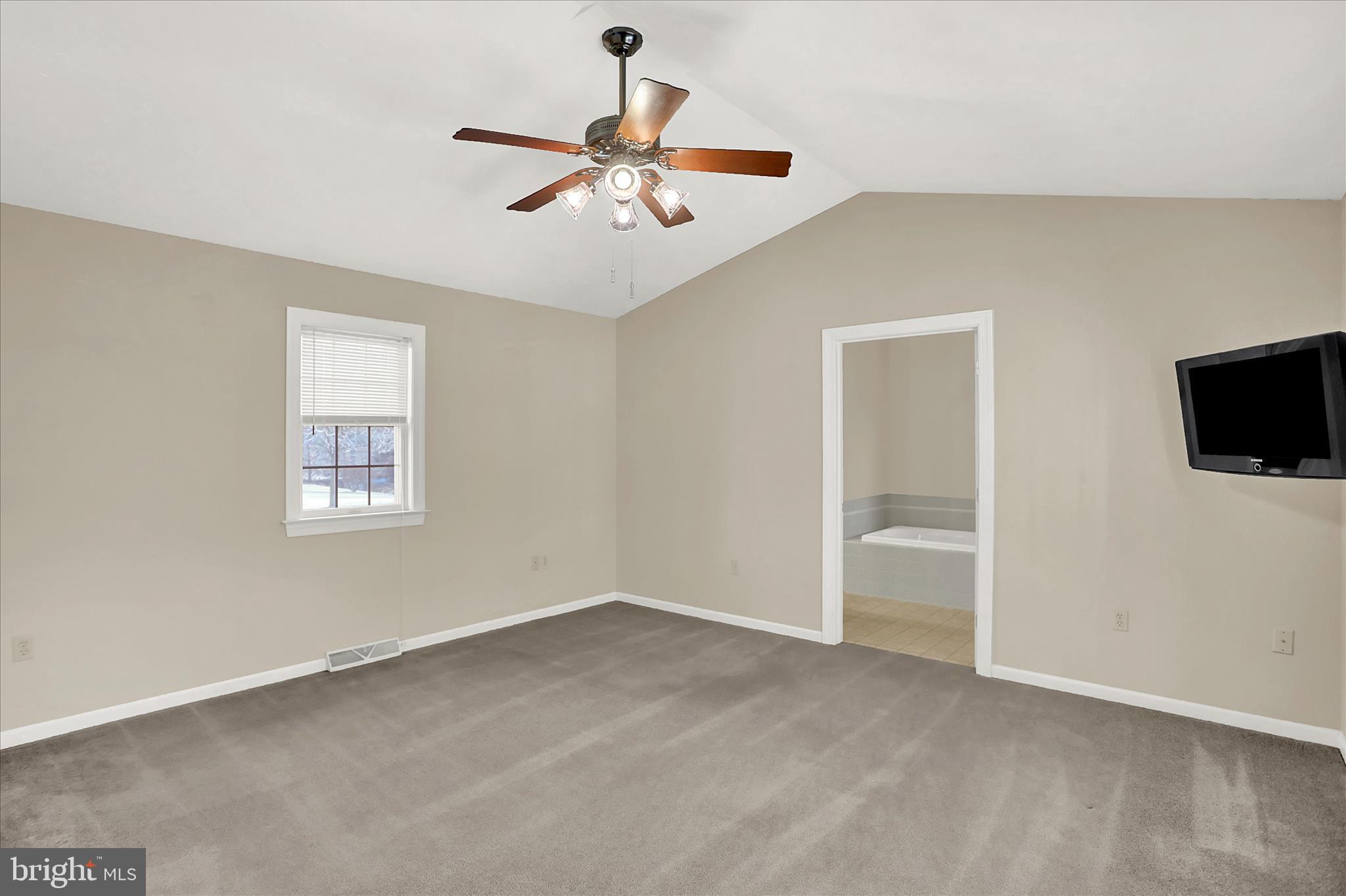 NOAH MEADOWS - Residential