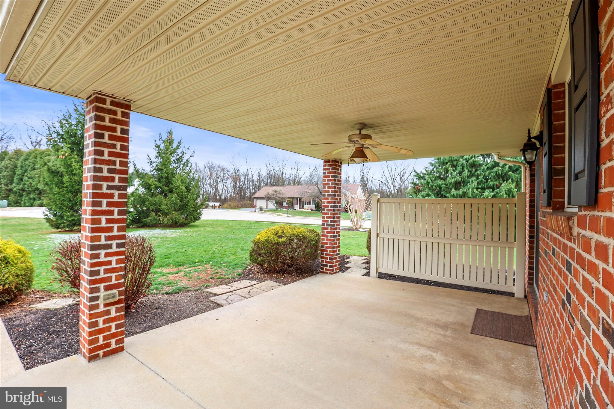 NOAH MEADOWS - Residential