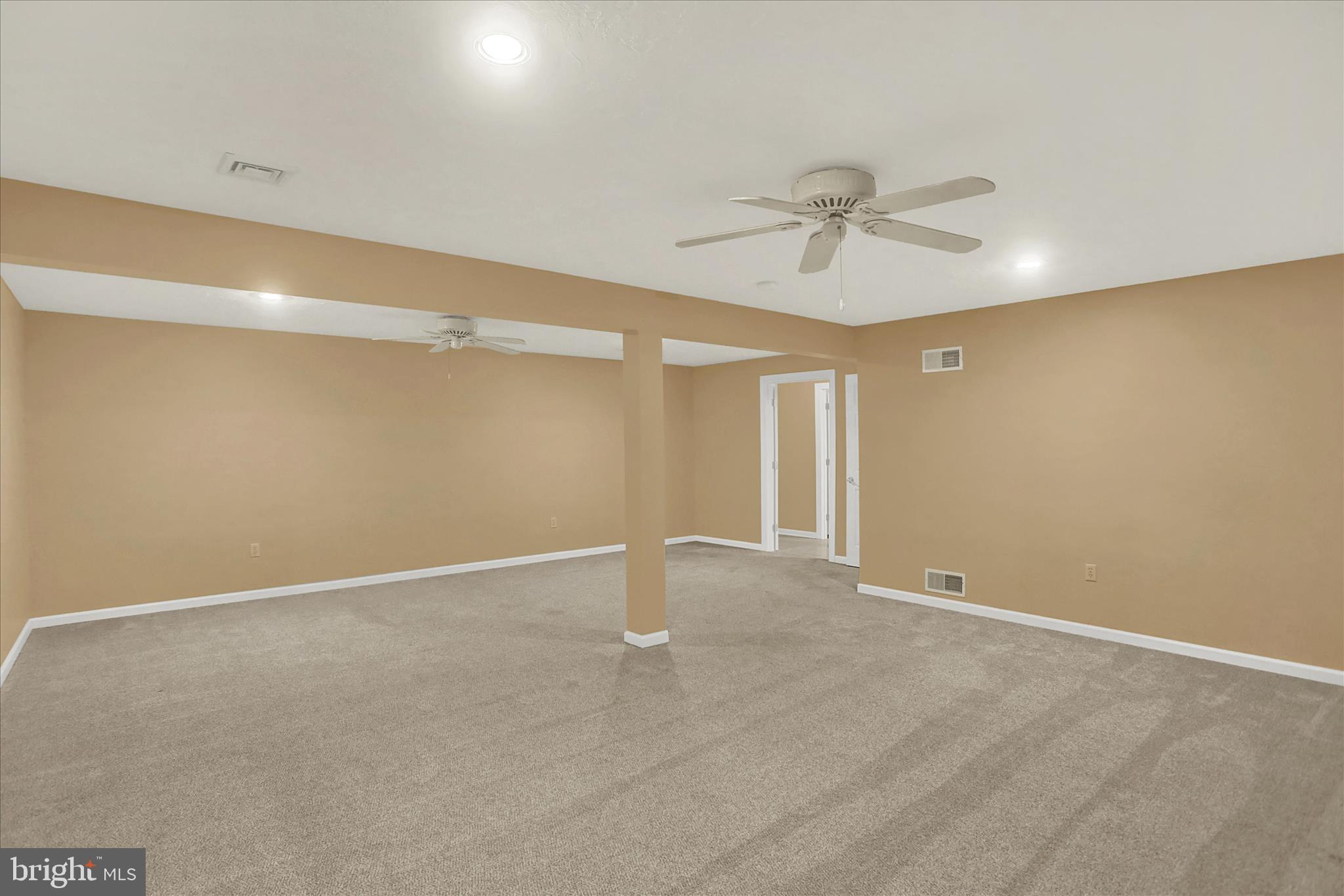 NOAH MEADOWS - Residential