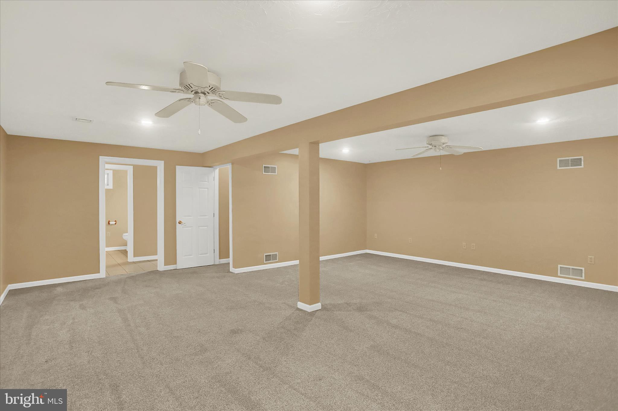 NOAH MEADOWS - Residential