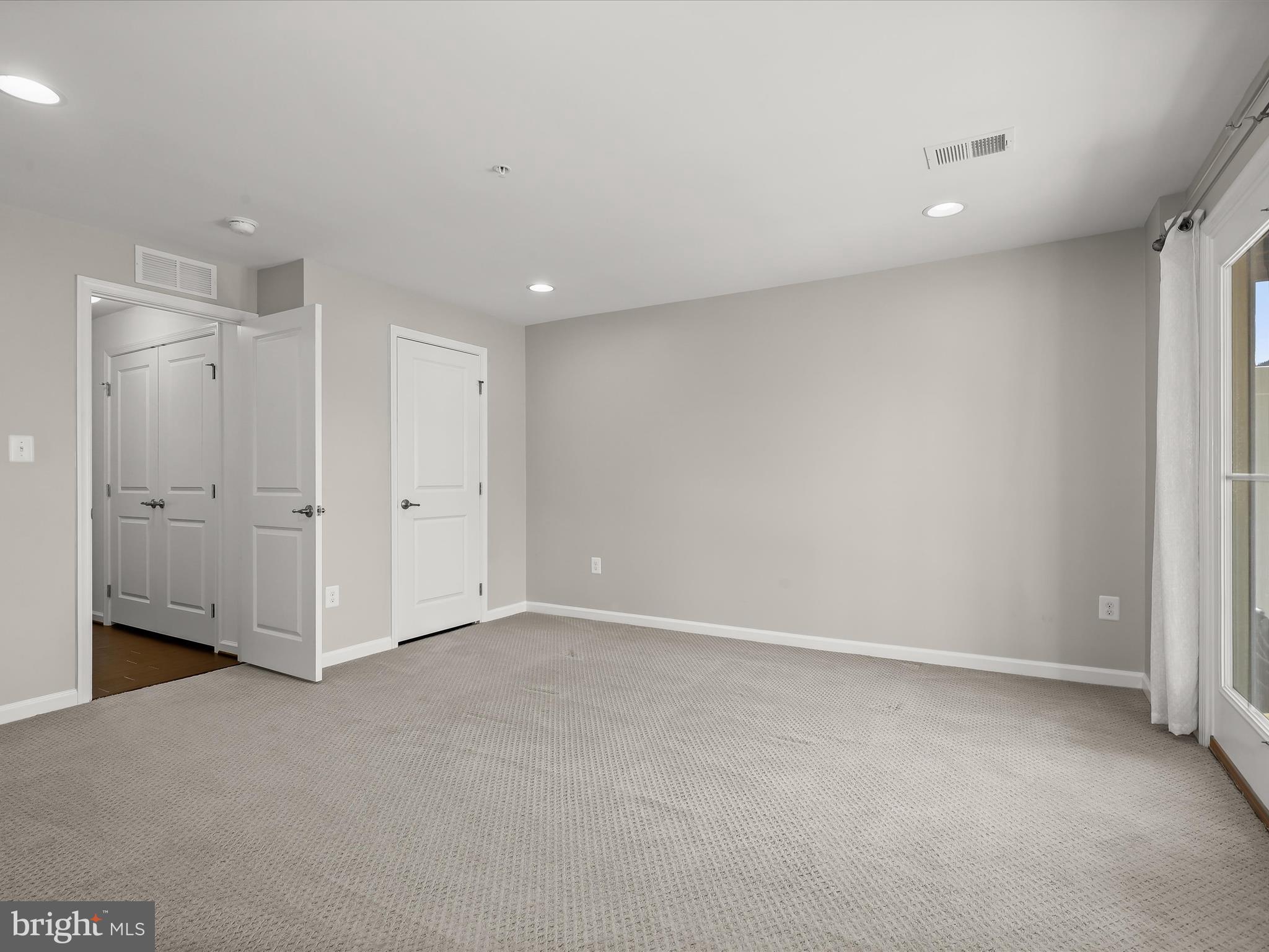 MAGNESS MILL - Residential