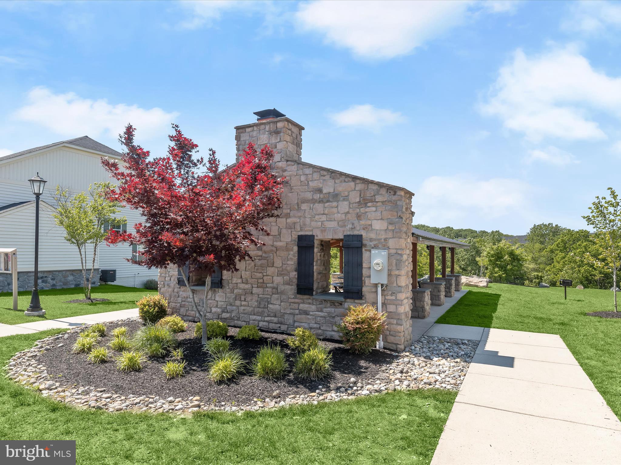 MAGNESS MILL - Residential