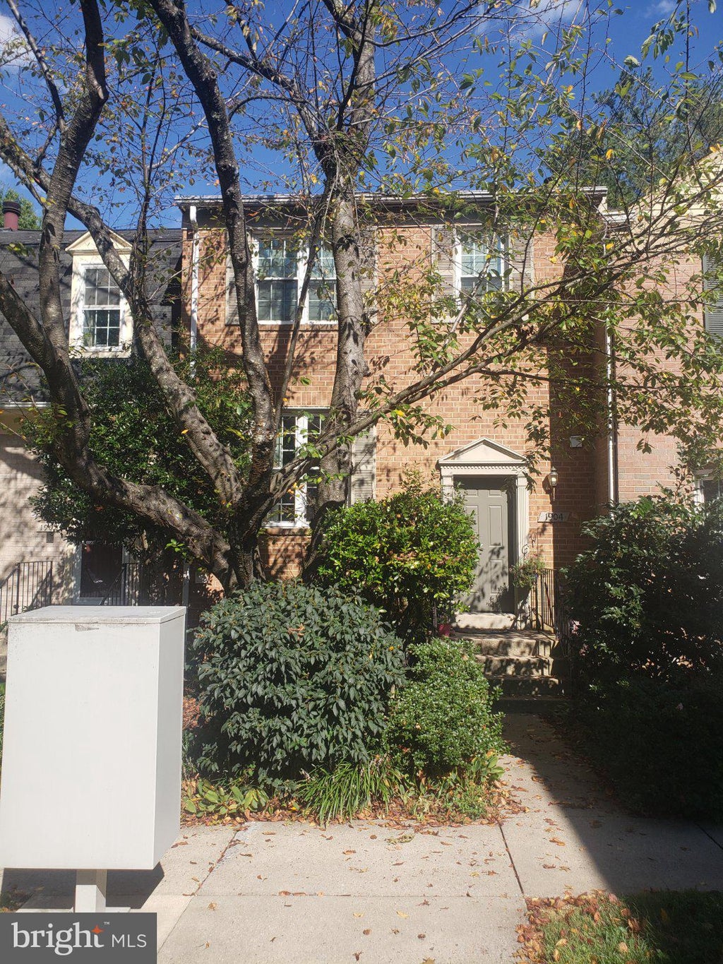 Photo of 1904 Dennis Avenue, SILVER SPRING, MD 20902 (MLS # MDMC2255922)