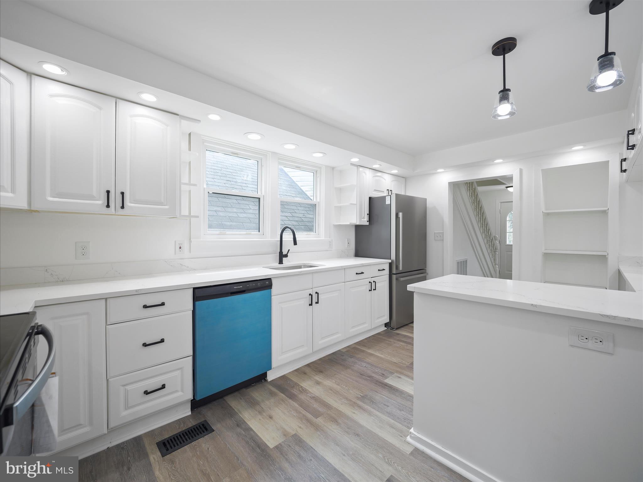 37 E C STREET