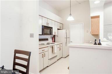 LAFAYETTE FOREST - Residential Lease