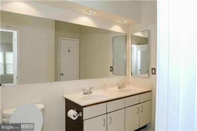 LAFAYETTE FOREST - Residential Lease