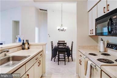 LAFAYETTE FOREST - Residential Lease