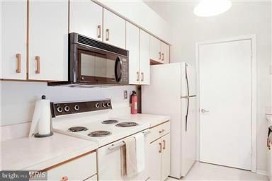 LAFAYETTE FOREST - Residential Lease