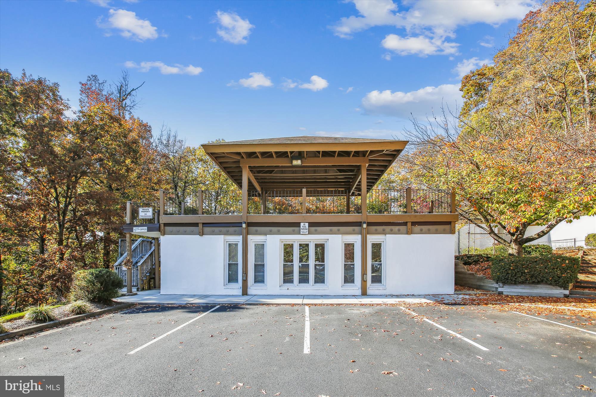 POWELLS RUN VILLAGE COND - Residential Lease