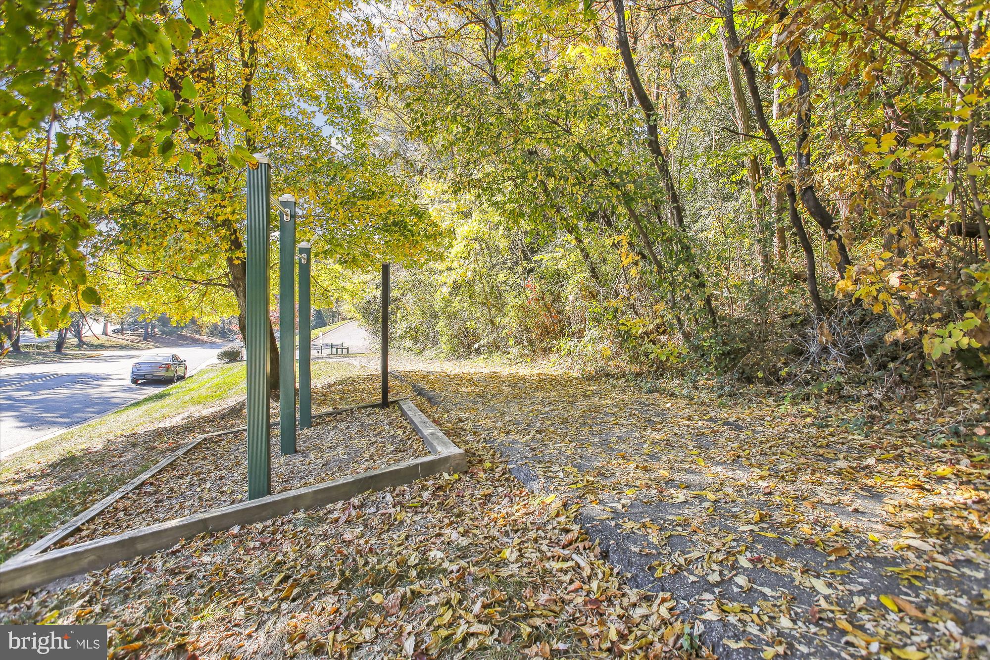 POWELLS RUN VILLAGE COND - Residential Lease