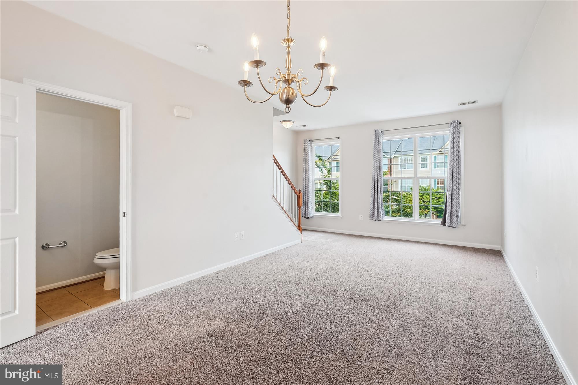 POWELLS RUN VILLAGE COND - Residential Lease